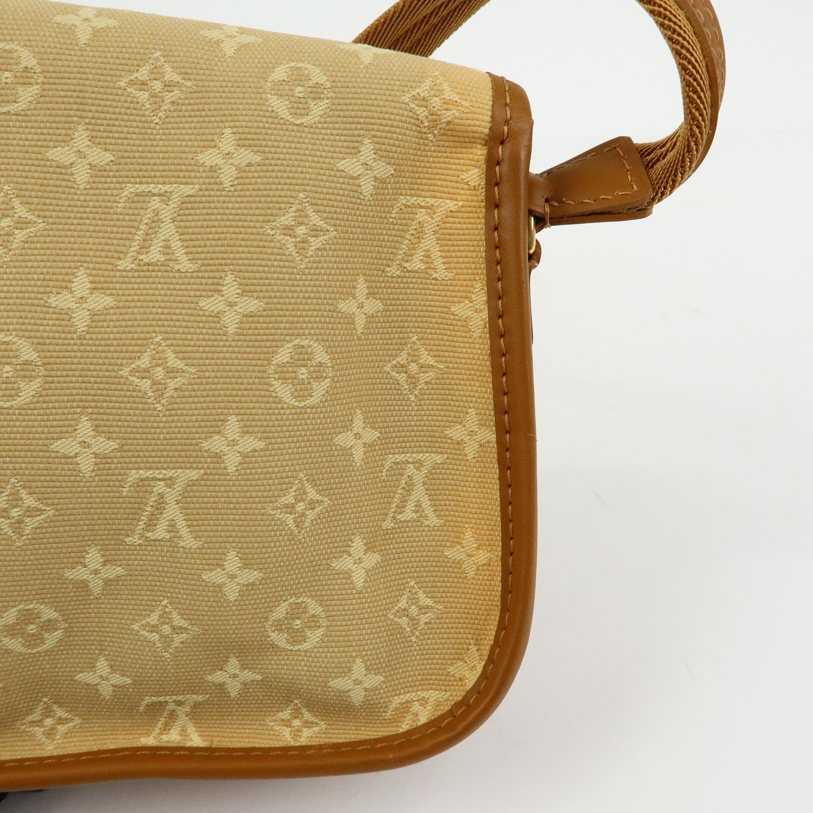 Louis Vuitton Monogram Mini Marjolie Hand Bag Beige M92694