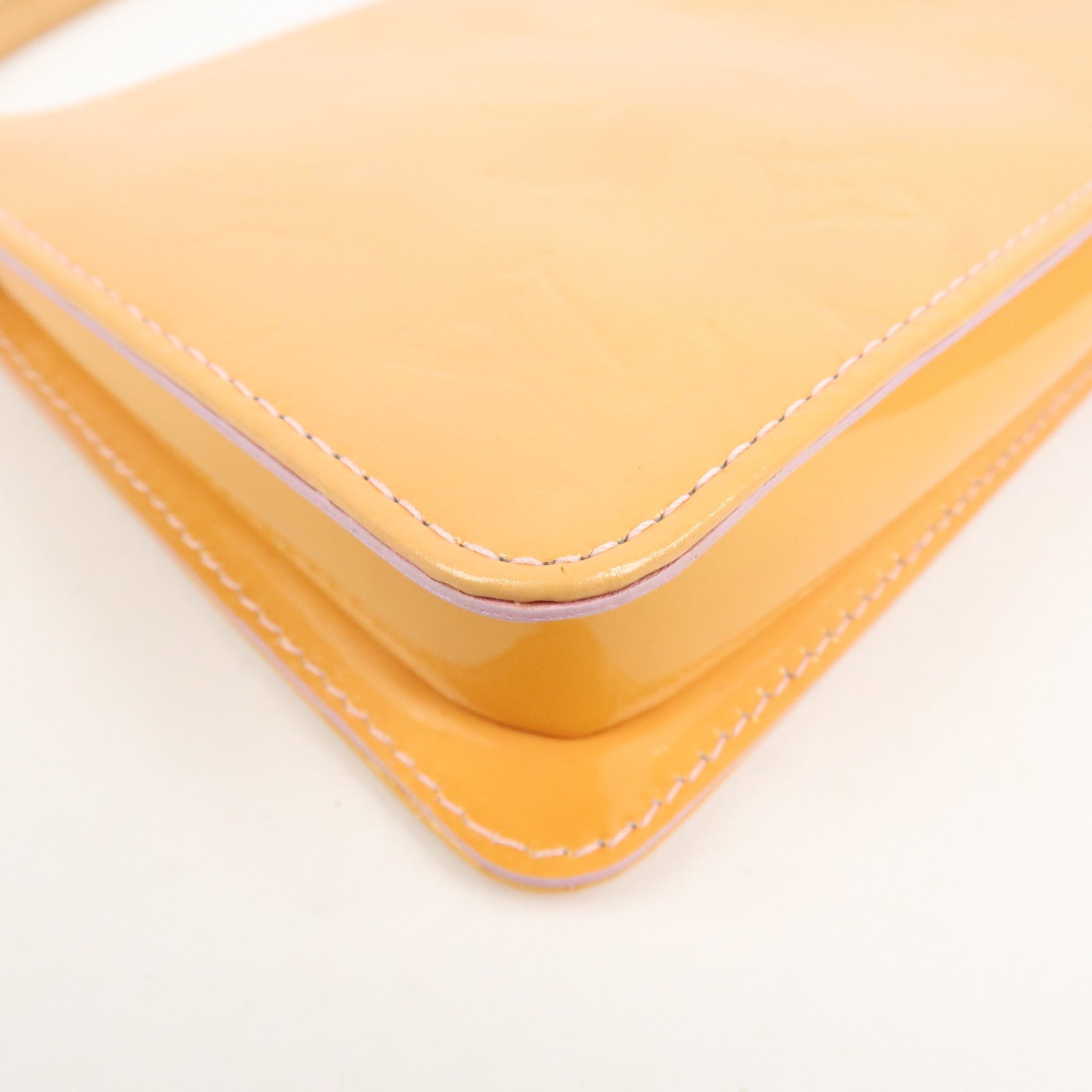 Louis Vuitton Monogram Vernis Lexington Accessoires Pouch M91057