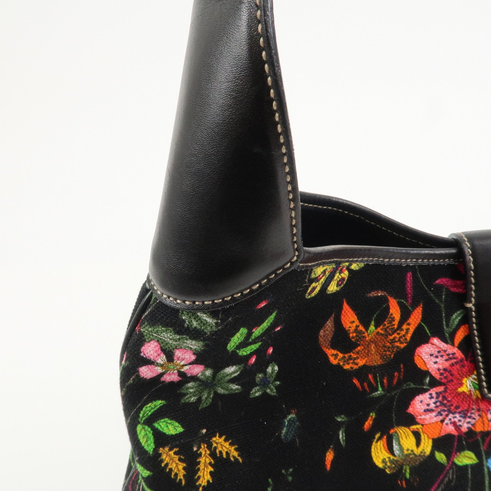 GUCCI Canvas Leather Shoulder Bag Flower Print Black 153029
