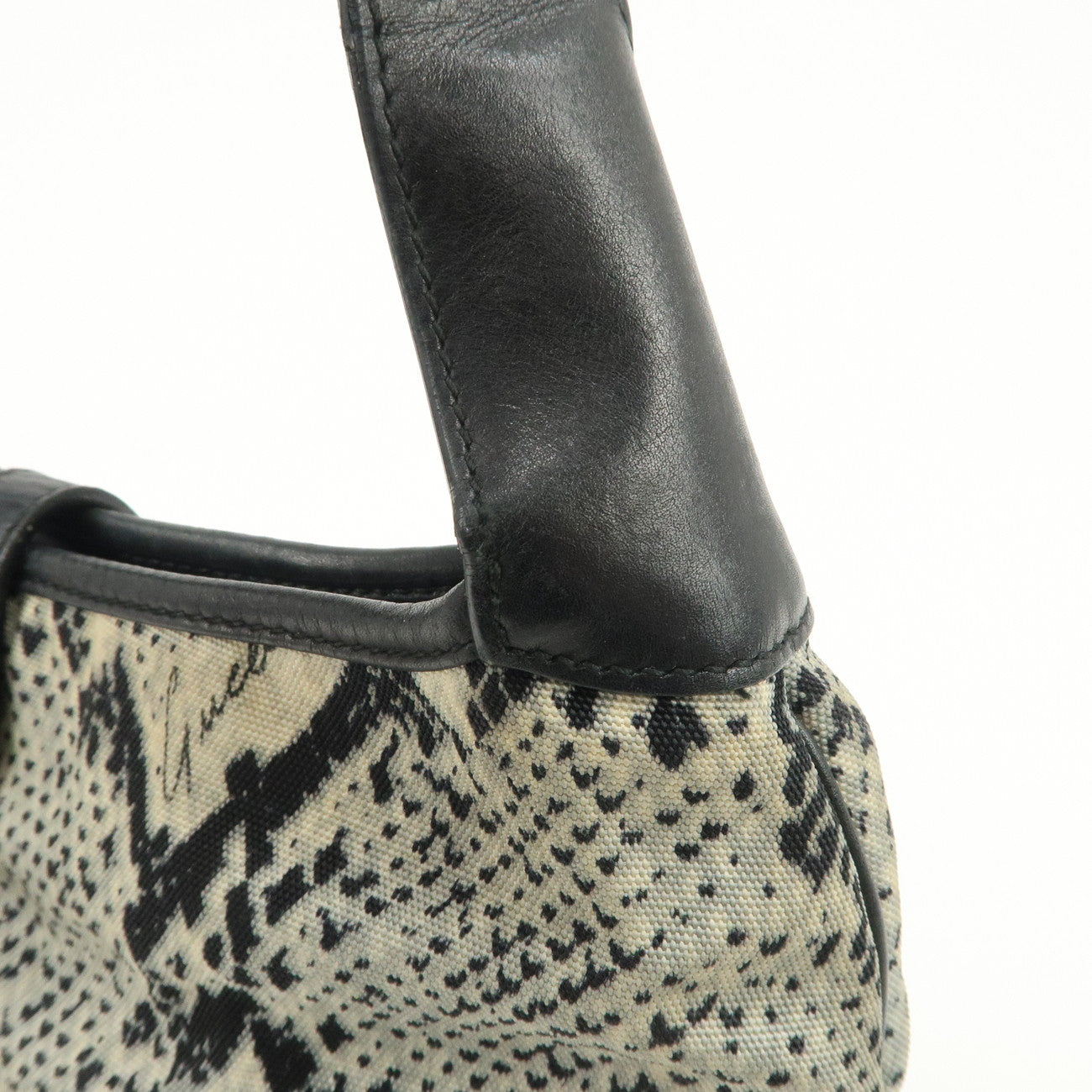 GUCCI Jackie Canvas Leather Shoulder Bag Hand Bag Black 001・9735