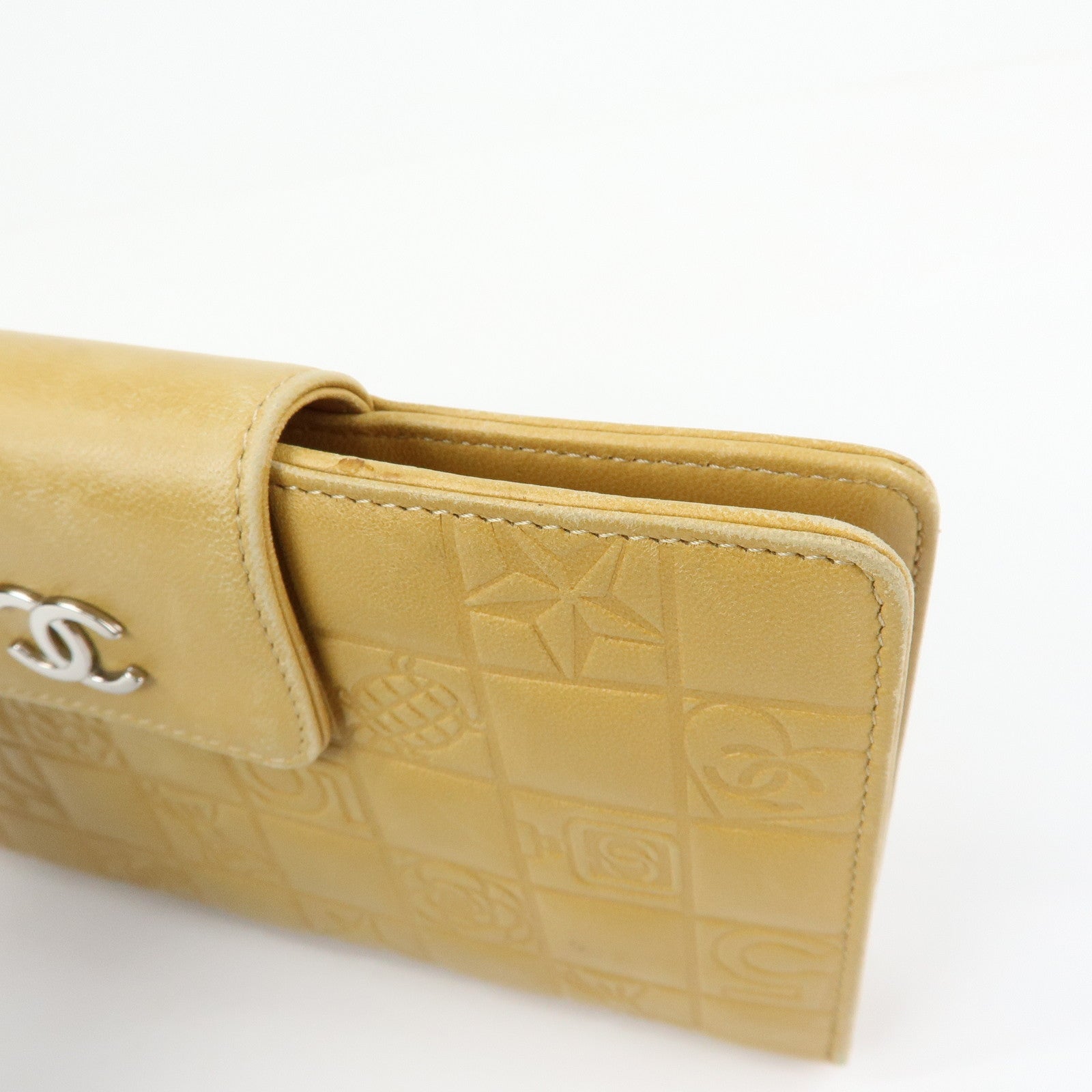 CHANEL Chocolate Bar Lamb Skin Long Wallet Yellow Beige A82281