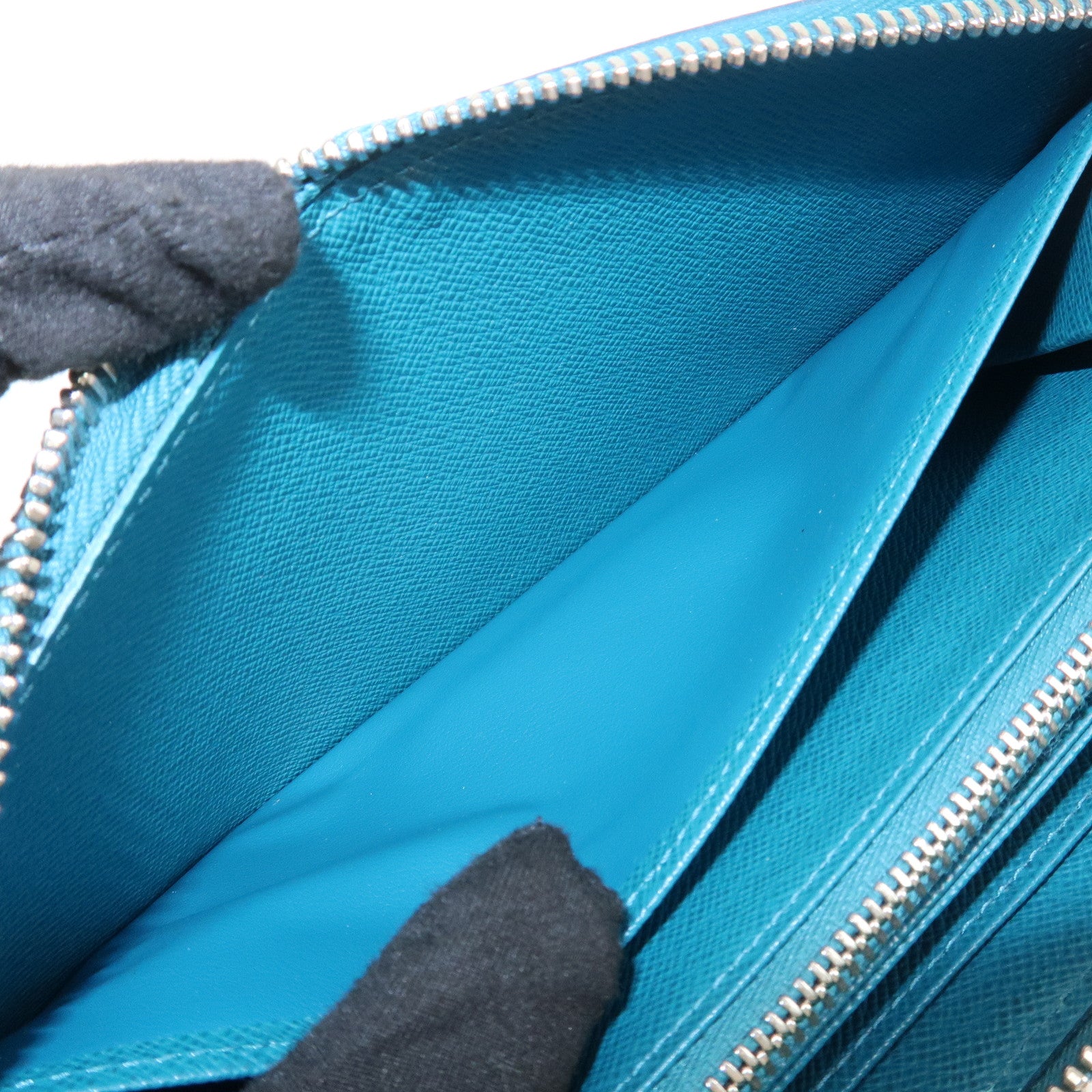 Louis Vuitton Epi Leather Zippy Long Wallet Cyan Blue M60311