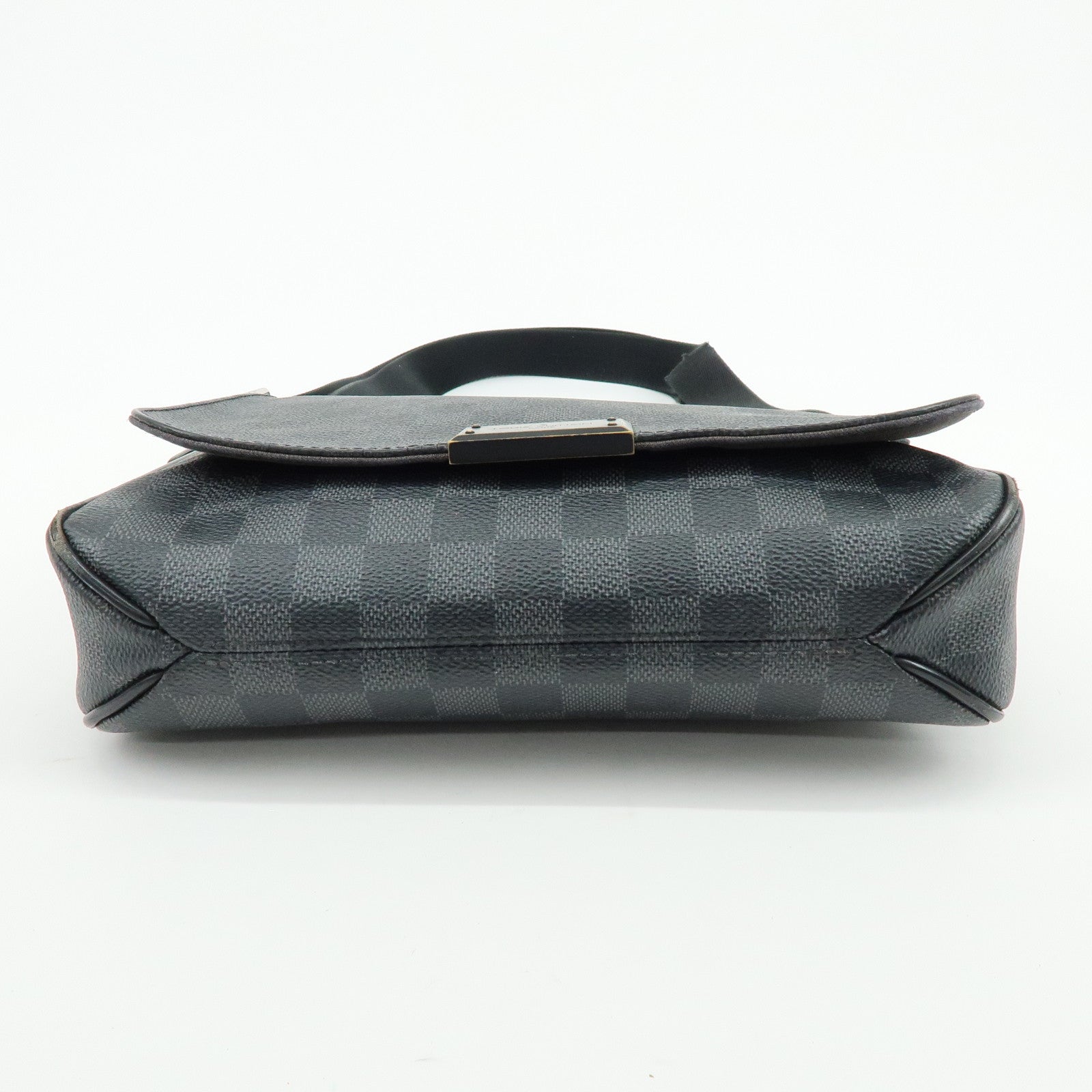 Louis Vuitton Damier Graphite District PM Shoulder Bag Noir N41260