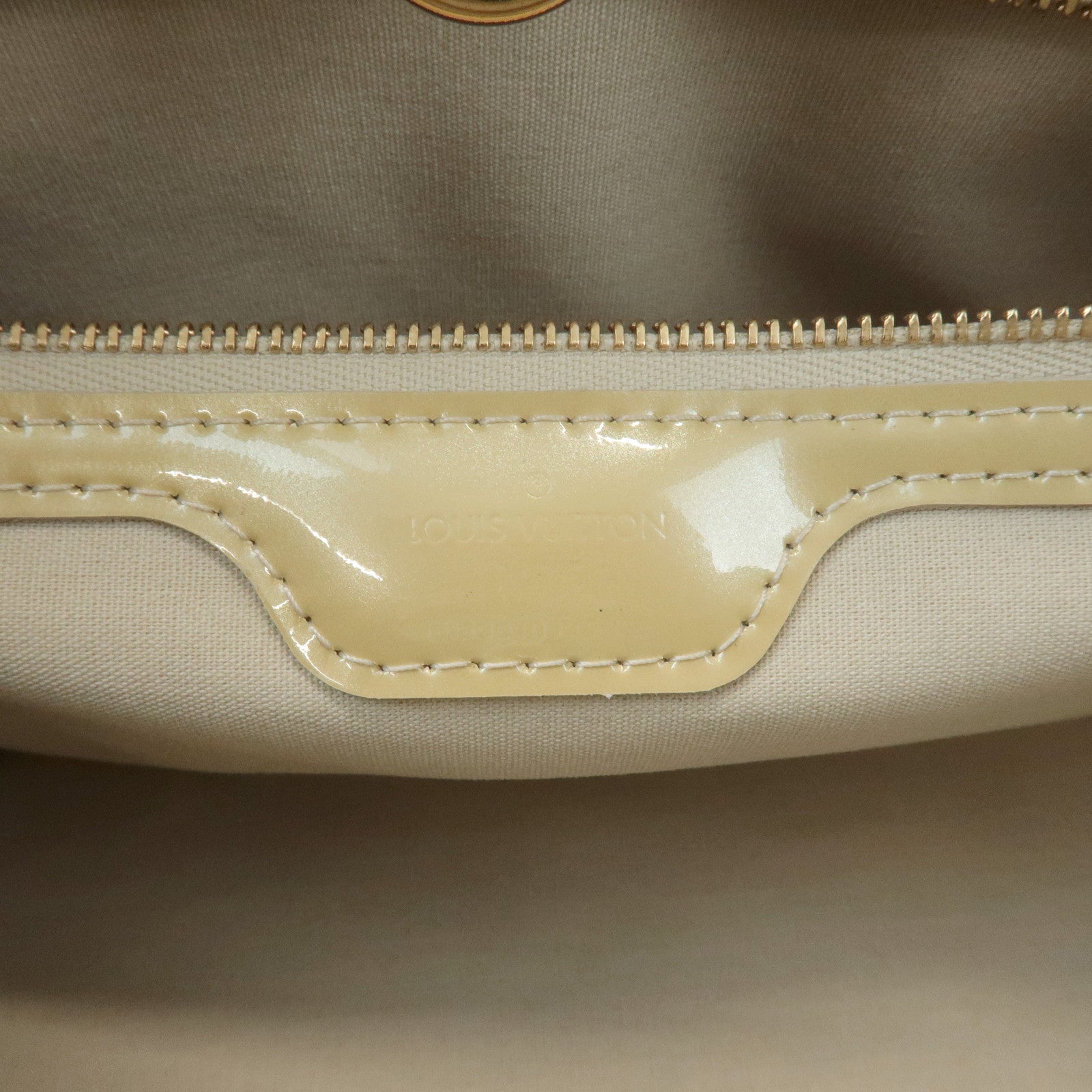 Louis Vuitton Monogram Vernis Wilshire PM Hand Bag Blanc Corail M91452 Used