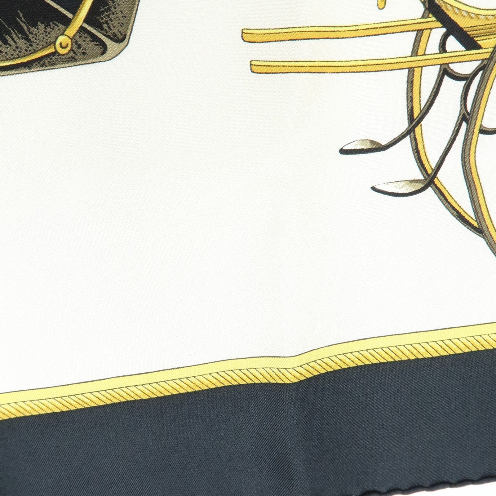 HERMES Carre 90 Silk 100% Scarf LES VOITURES A TRANSFORMATION