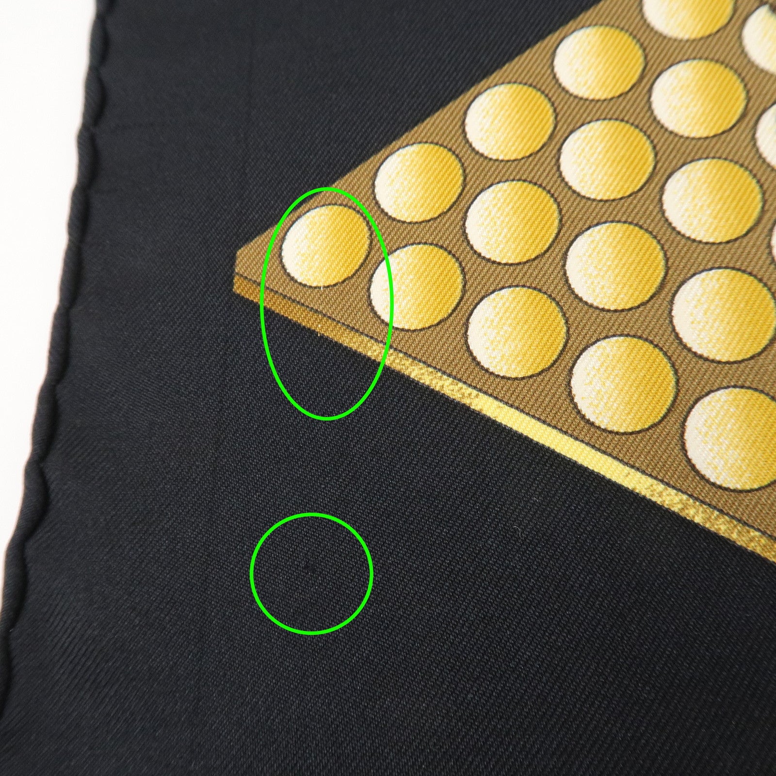 HERMES Carre 90 Silk 100% Scarf L'OR DES CHEFS Gold Black Used