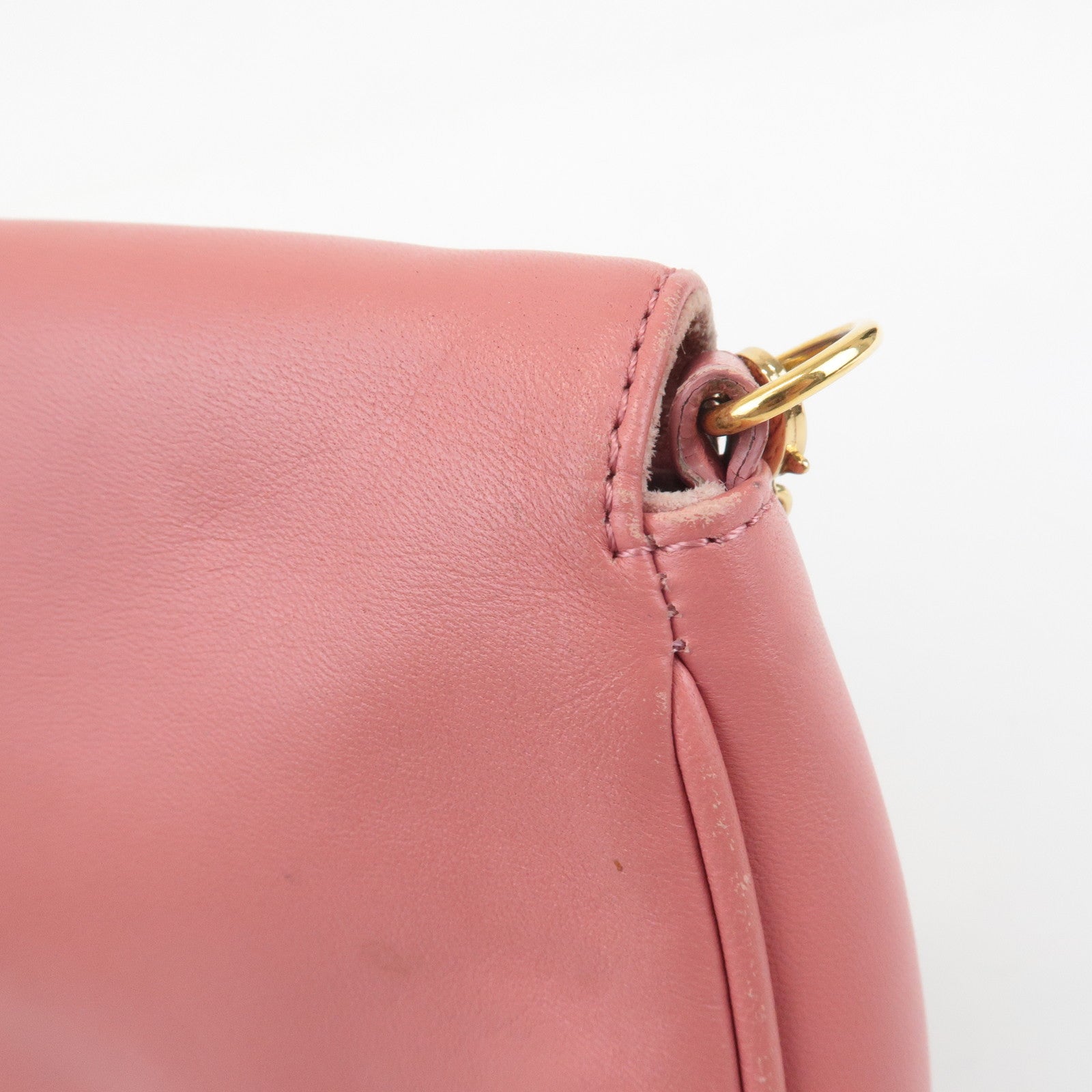 FENDI Leather Chain Shoulder Bag Purse Gold HDW Pink 8M0276 Used