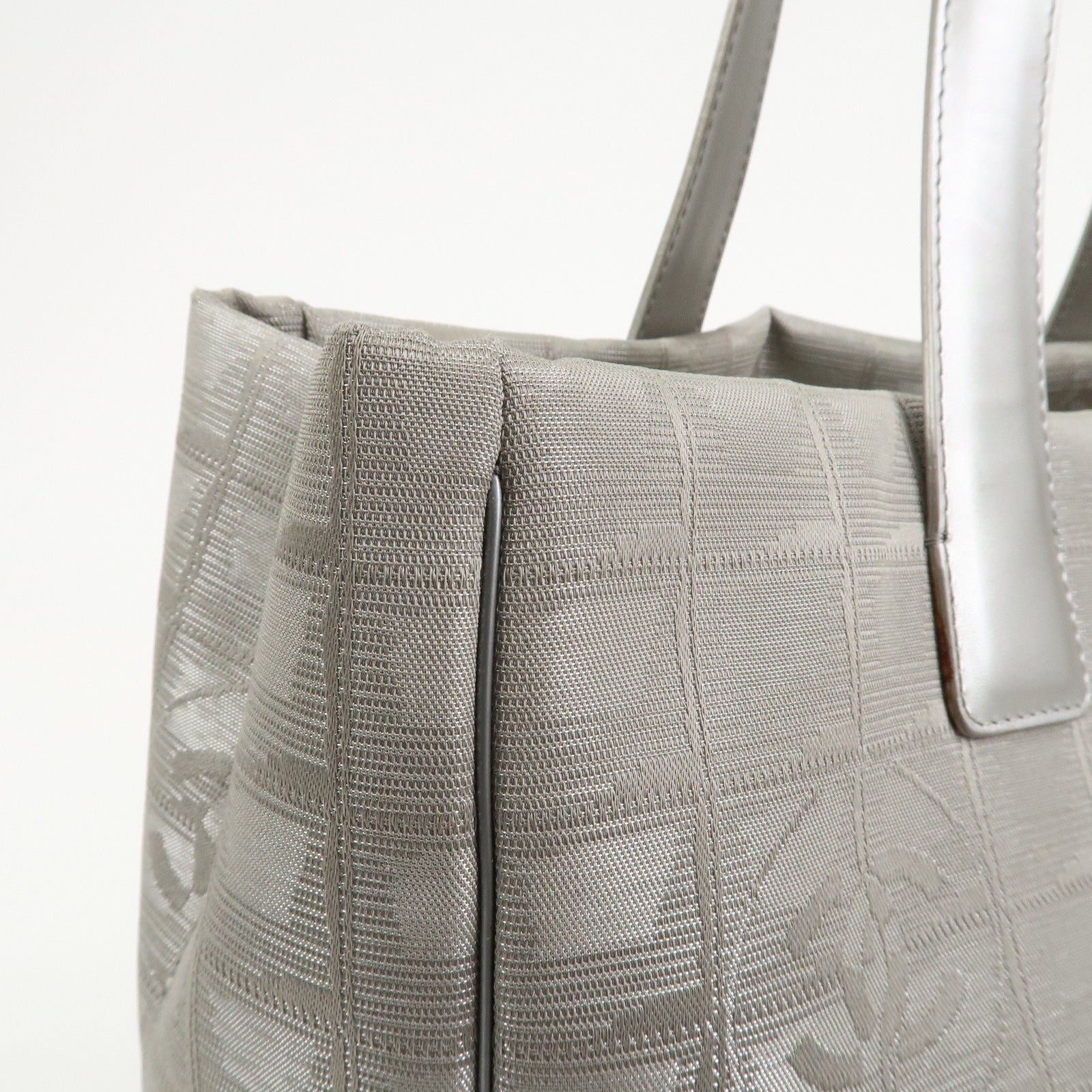 CHANEL New Travel Line Nylon Jacquard Leather Tote Bag MM A15991