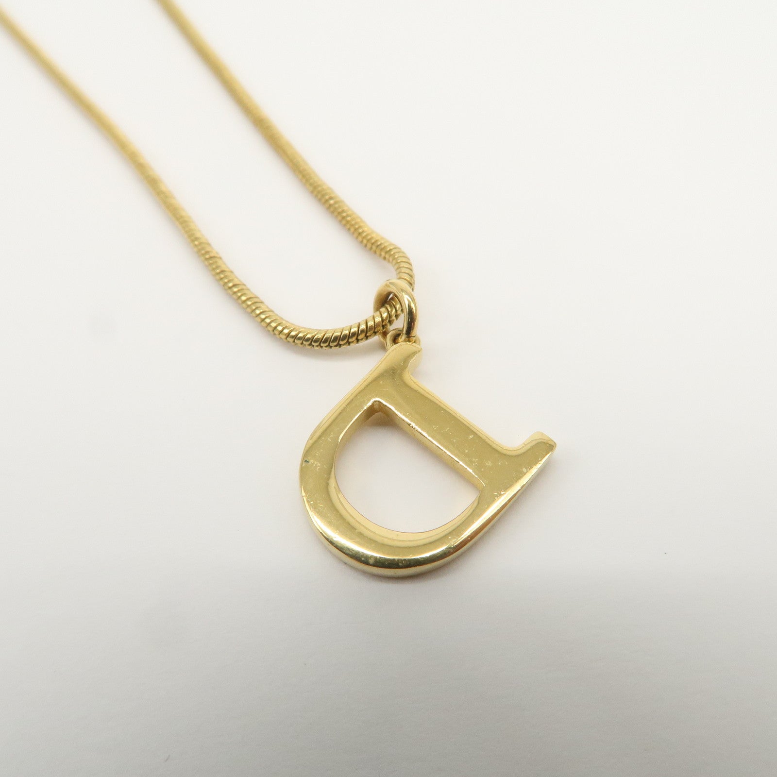 Christian Dior Logo Metal Initial D Alphabet Necklace Choker Gold