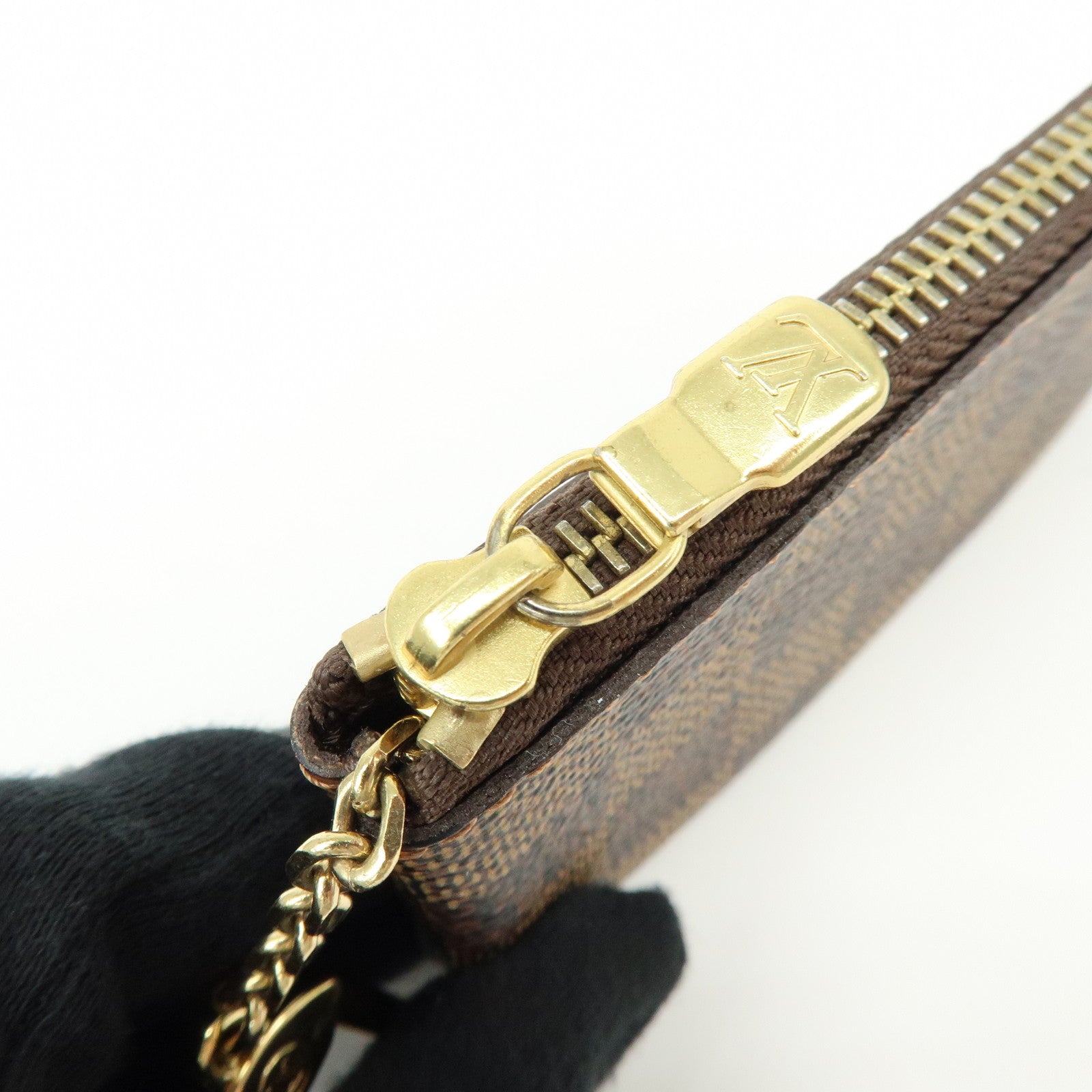 Louis Vuitton Damier Pochette Cles Coin Case Damier Ebene N62658