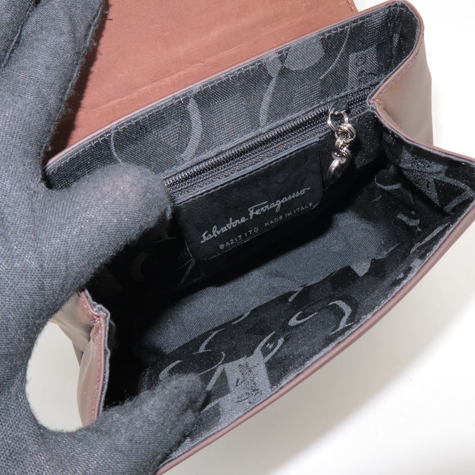 Ferragamo Vara Leather Shoulder Bag Crossbody Bag Brown