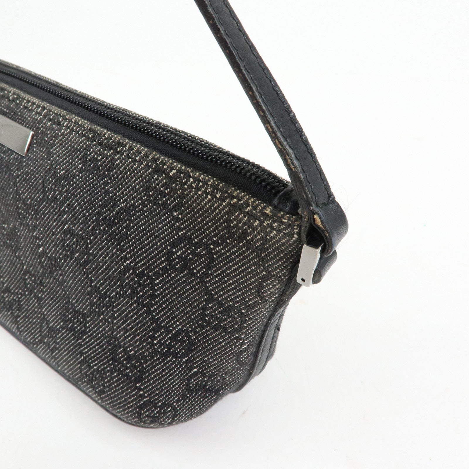 GUCCI Boat Bag GG Canvas Leather Accessory Pouch Black 07198