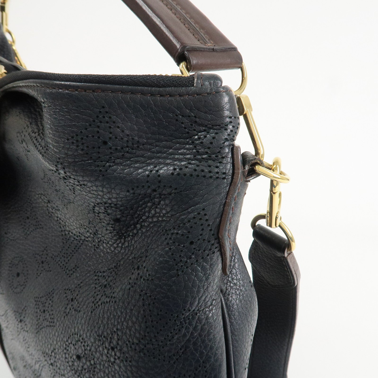 Louis Vuitton Monogram Mahina Selene PM Shoulder Bag Noir M94035