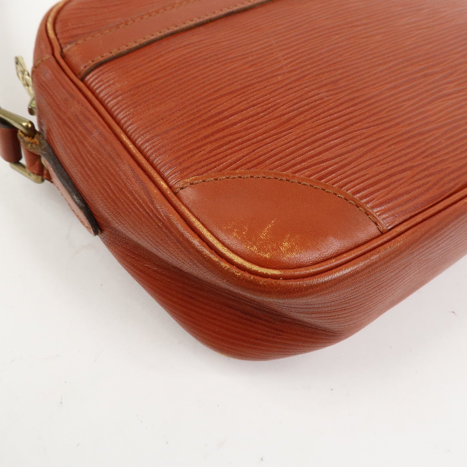 Louis Vuitton Epi Trocadero 24 Shoulder Bag Kenya Brown M52313