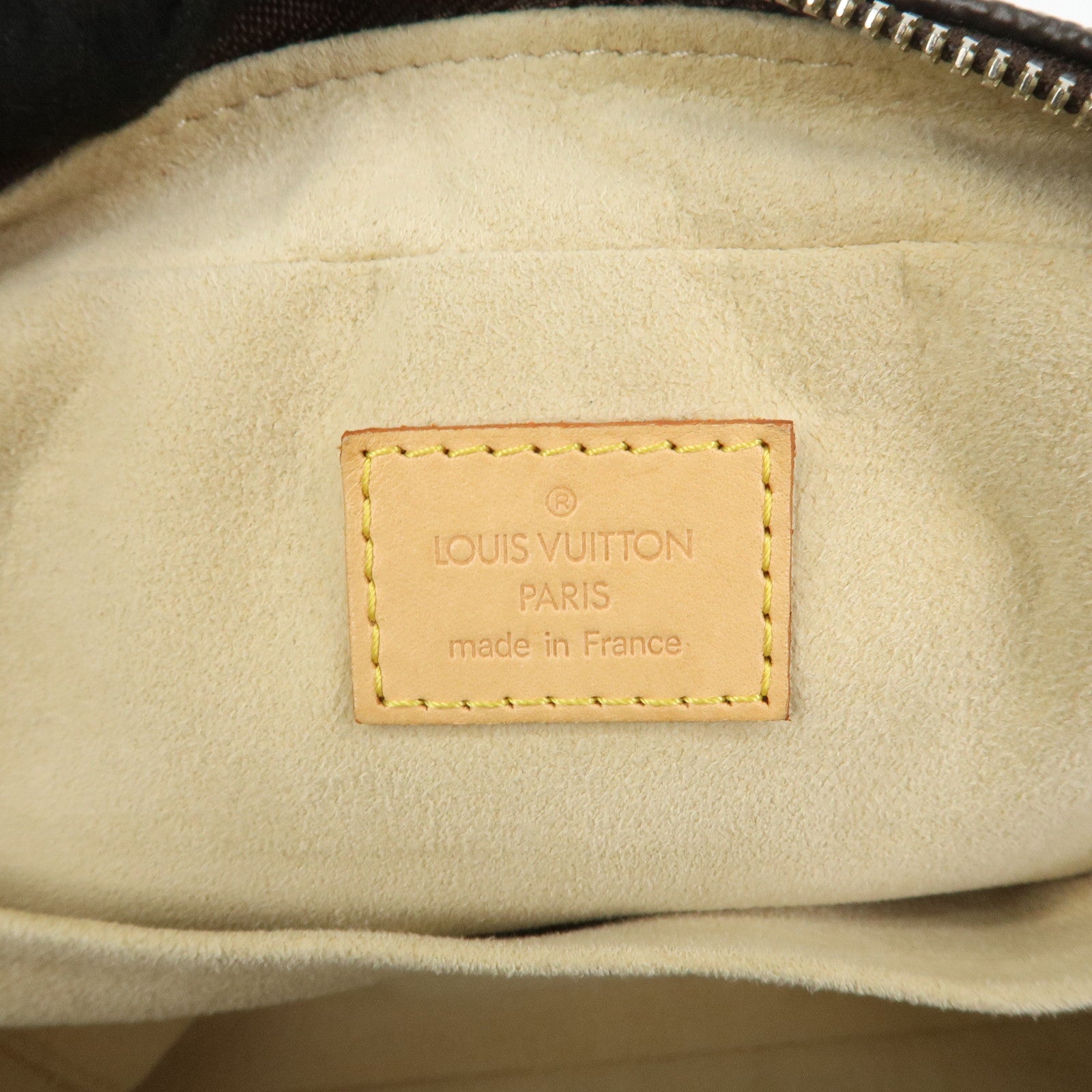 Louis Vuitton Monogram Manhattan PM Hand Bag Brown M40026
