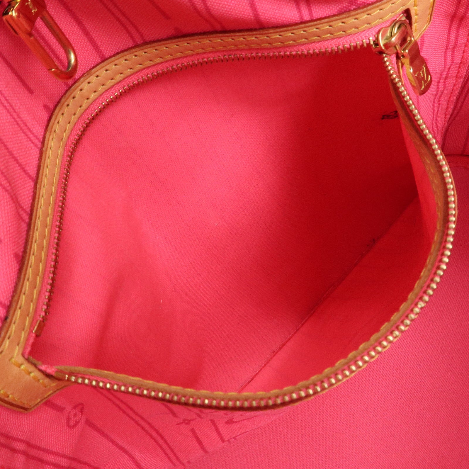 Louis Vuitton Monogram Rose Neverfull MM Tote Shoulder Bag M48613