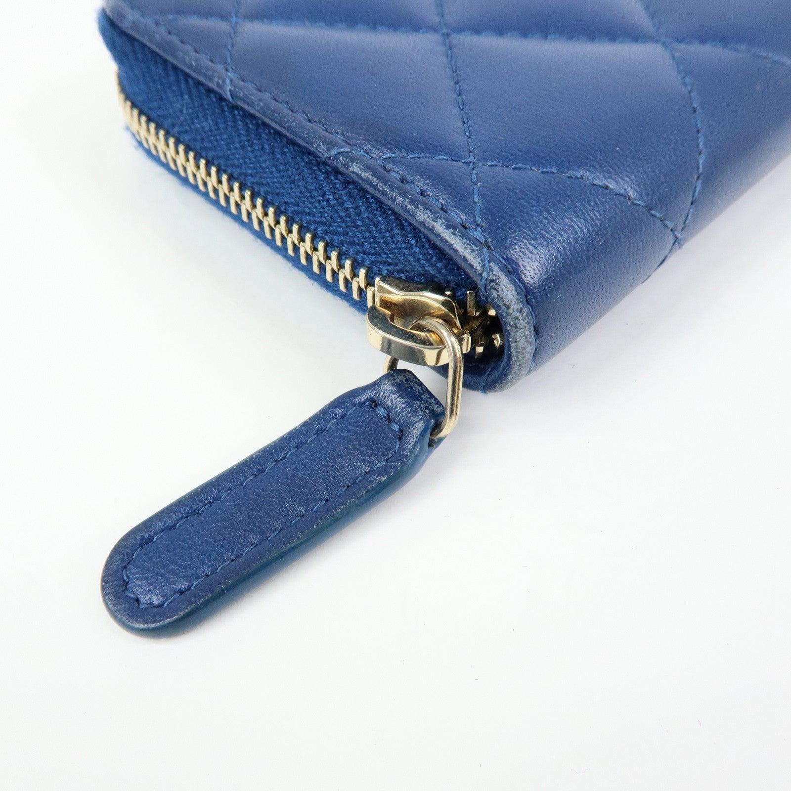 CHANEL Matelasse COCO Mark Lamb Skin Coin Case Card Case Blue