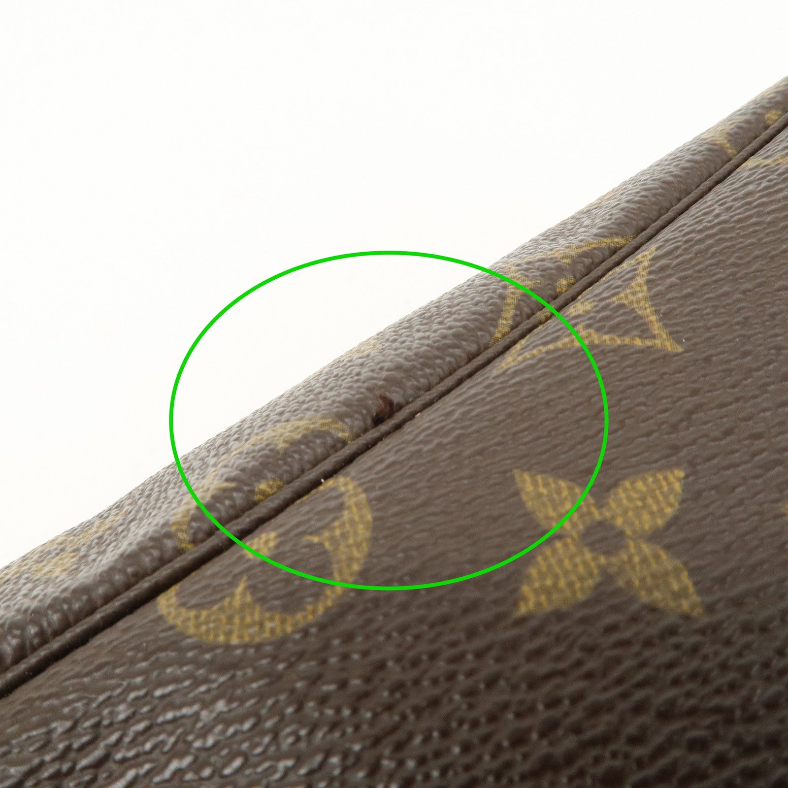 Louis Vuitton Monogram Canvas Trousse Toilette 28 Pouch M47522 Used