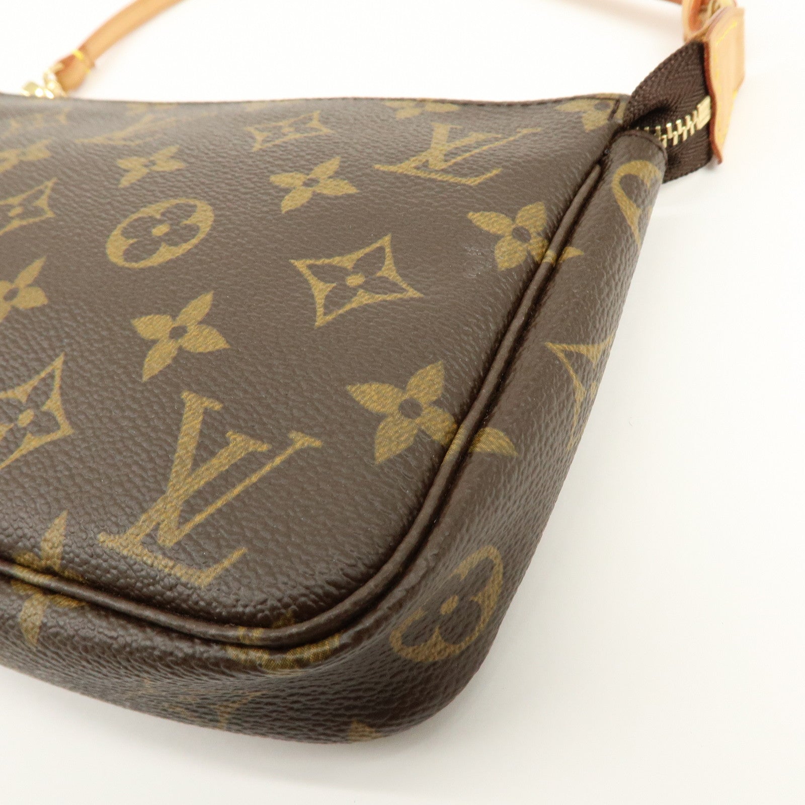 Louis Vuitton Monogram Pochette Accessoires Pouch Hand Bag M51980