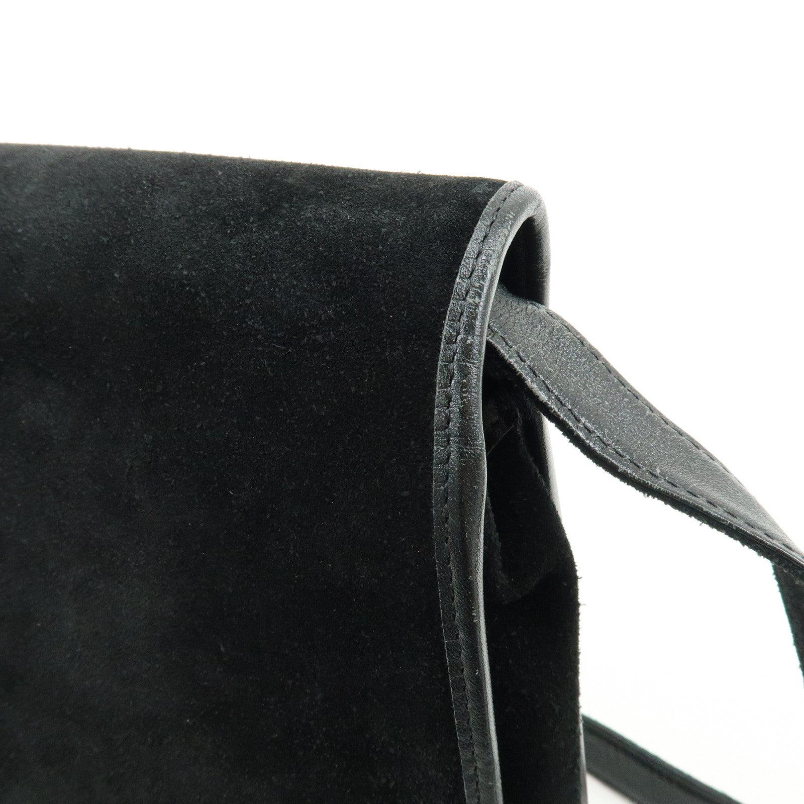 SAINT LAURENT PARIS Cassandra Suede Shoulder Crossbody Bag Black