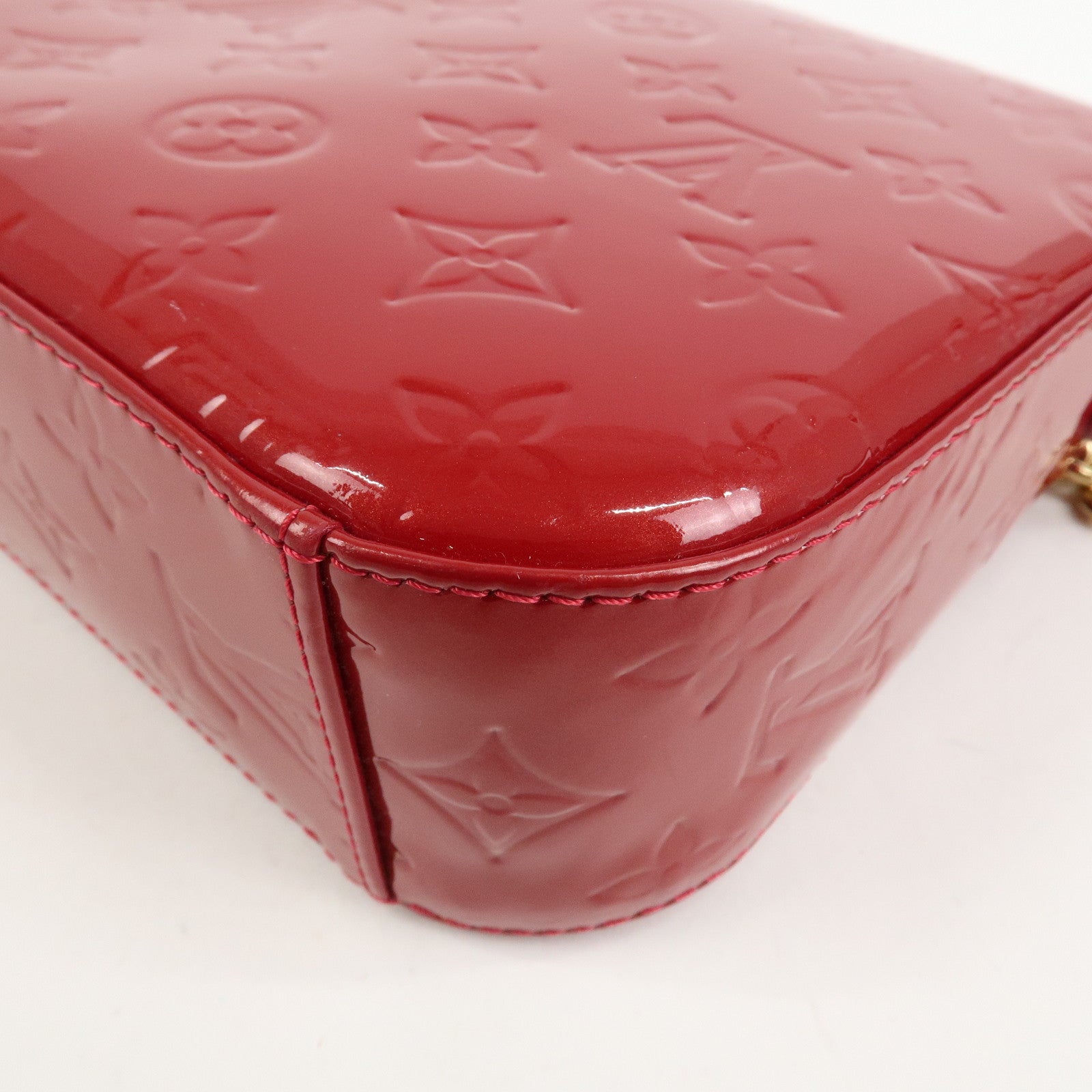 Louis Vuitton Monogram Vernis Rodeo Drive Shoulder Bag Red M93599