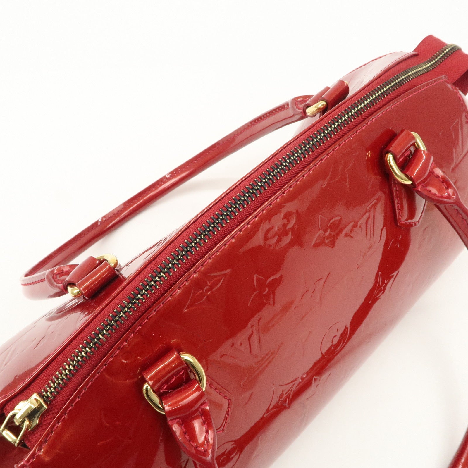 Louis Vuitton Monogram Vernis Sherwood PM Shoulder Bag Red M91494