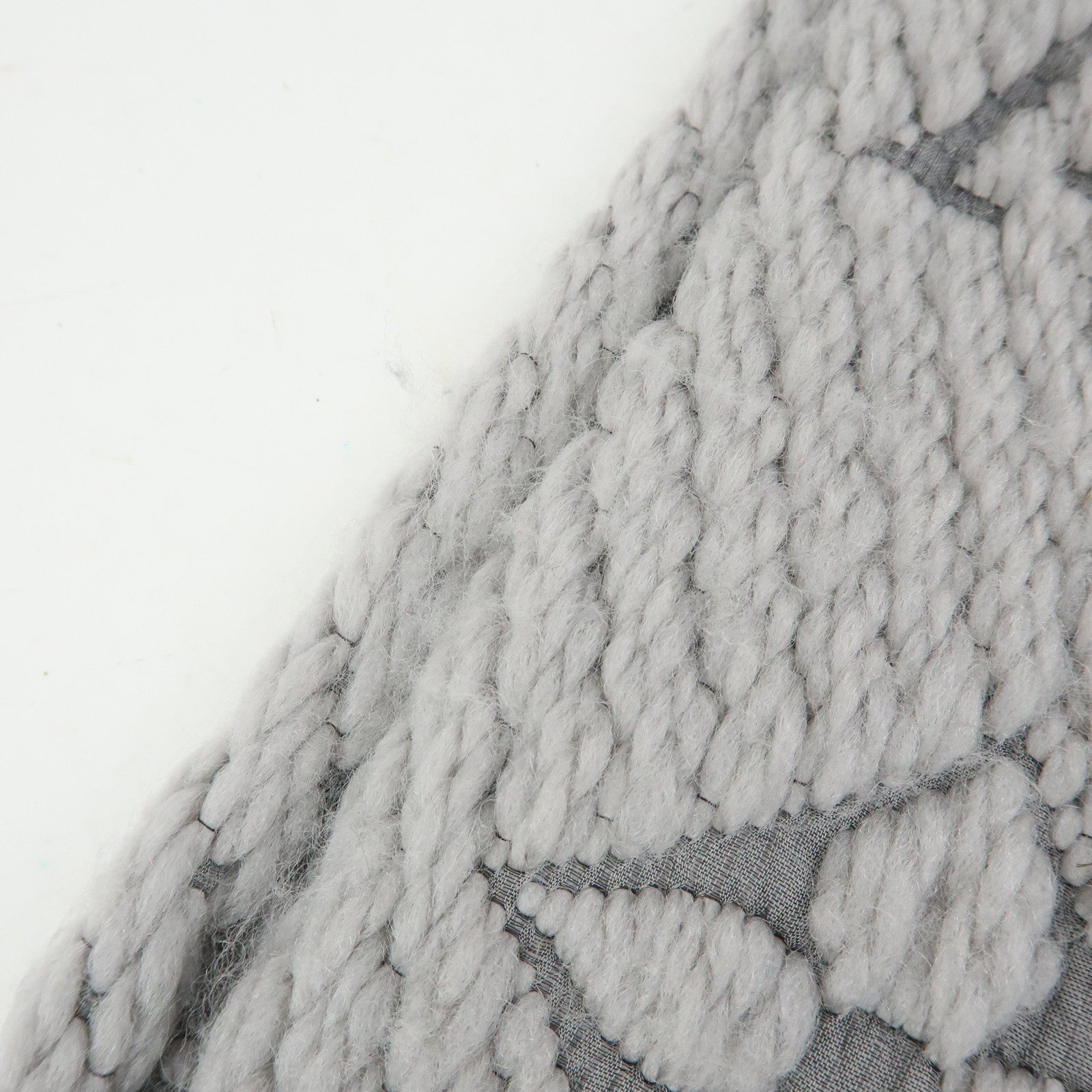 Louis Vuitton Monogram Escharp Logomania Scarf Gris Perle M74742