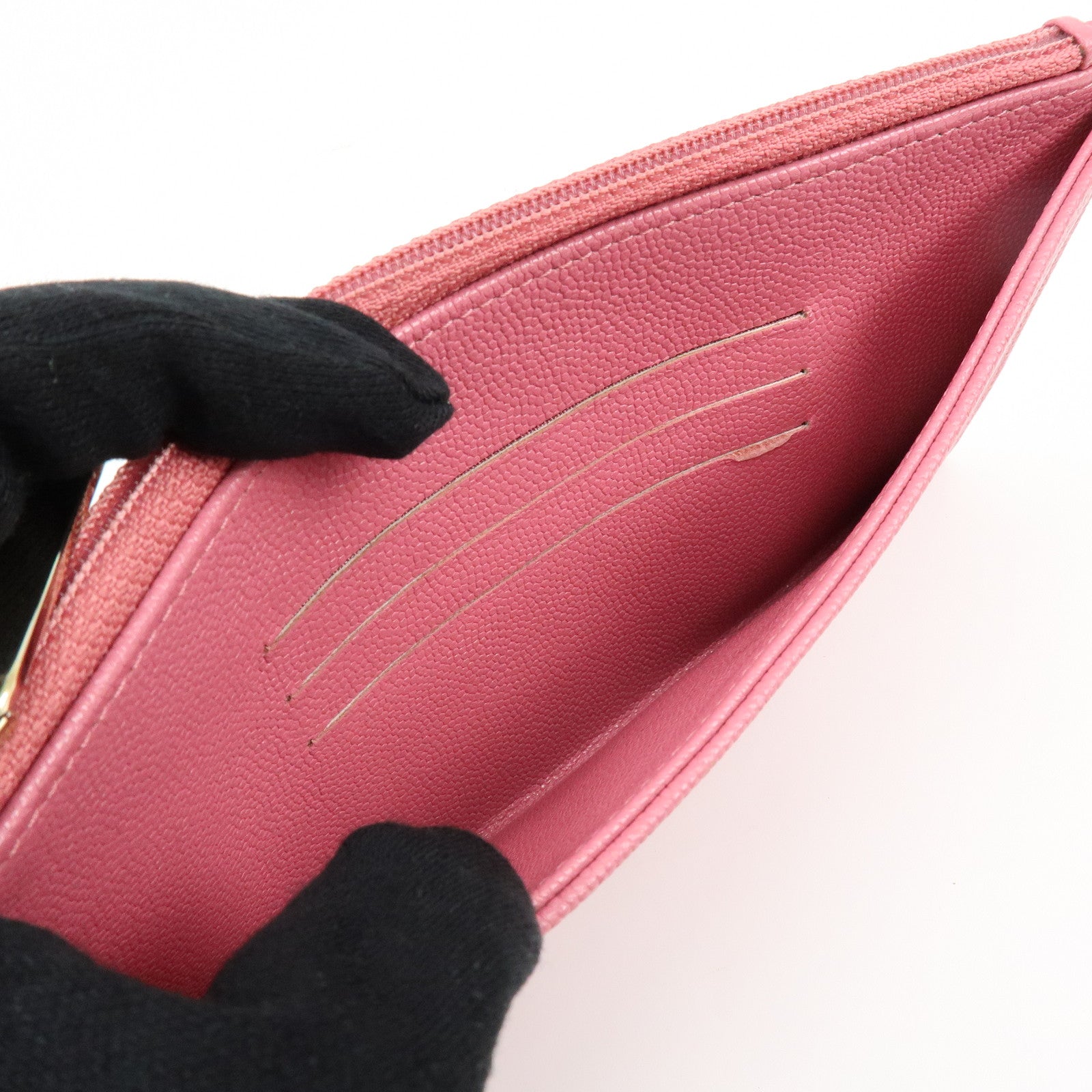 CHANEL COCO Mark Metiers D’Art Caviarskin Fragment Card Case Pink