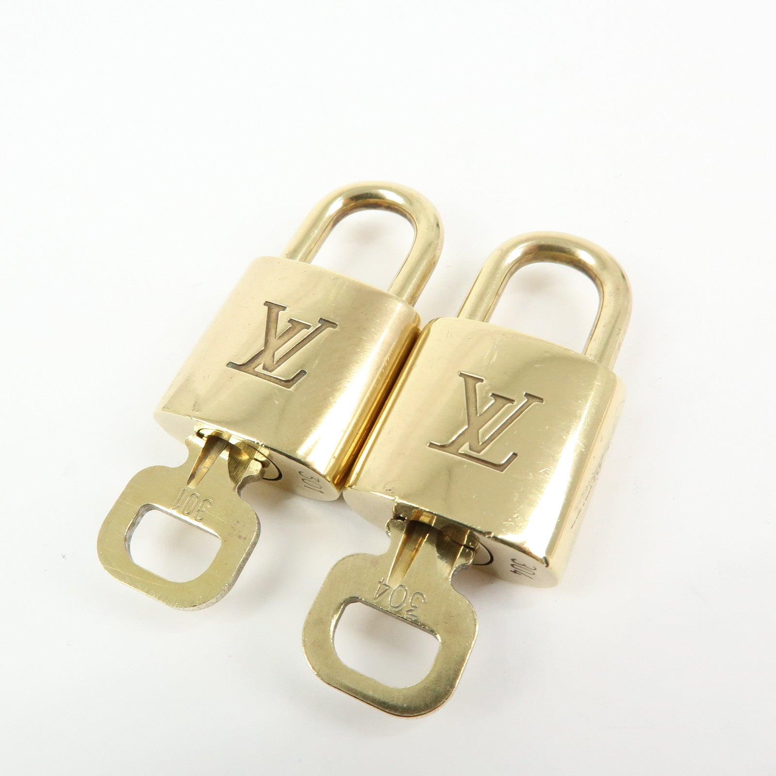 Louis Vuitton Set of 10 Lock & Key Cadena Key Lock Used