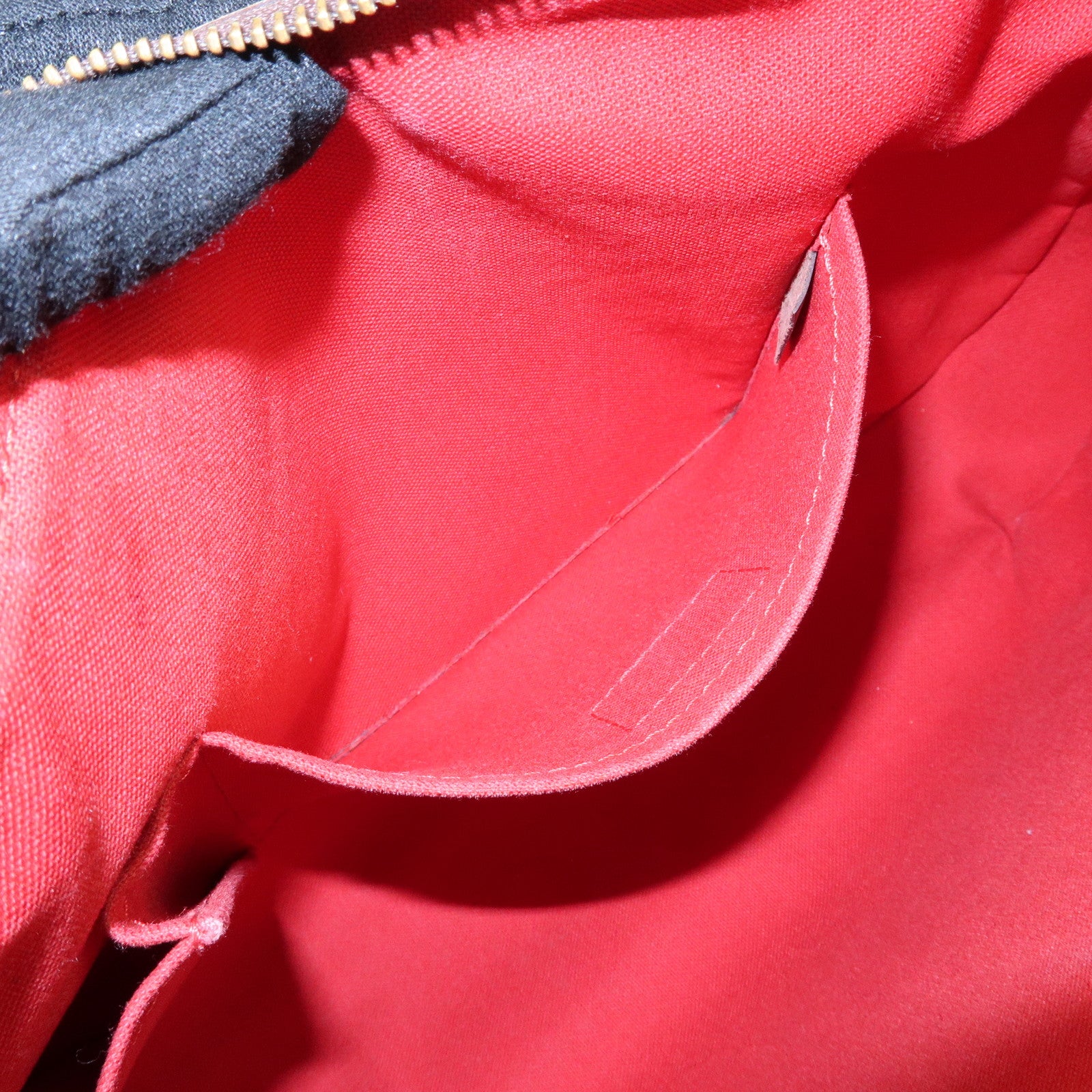 Louis Vuitton Damier Thames GM Shoulder Bag Damier Ebene N48181