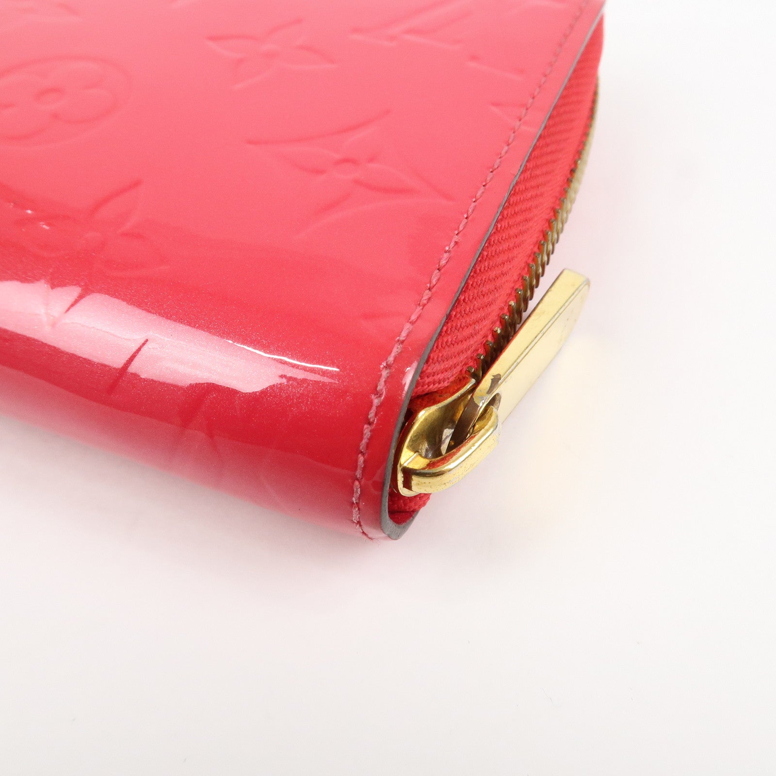 Louis Vuitton Monogram Vernis Zippy Wallet Rouge Grenadine M91732