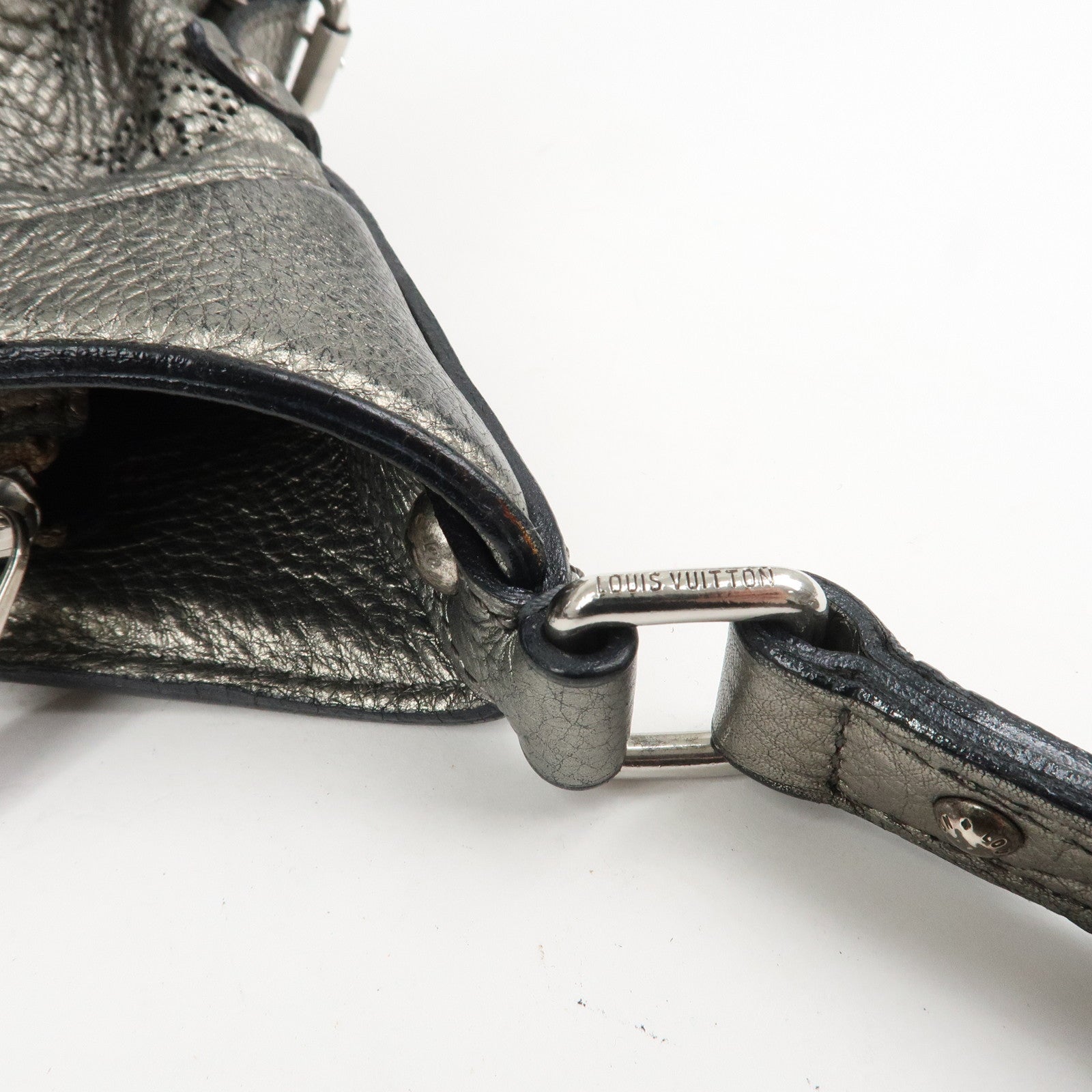 Louis Vuitton Monogram Mahina XS Shoulder Bag Argent M95718