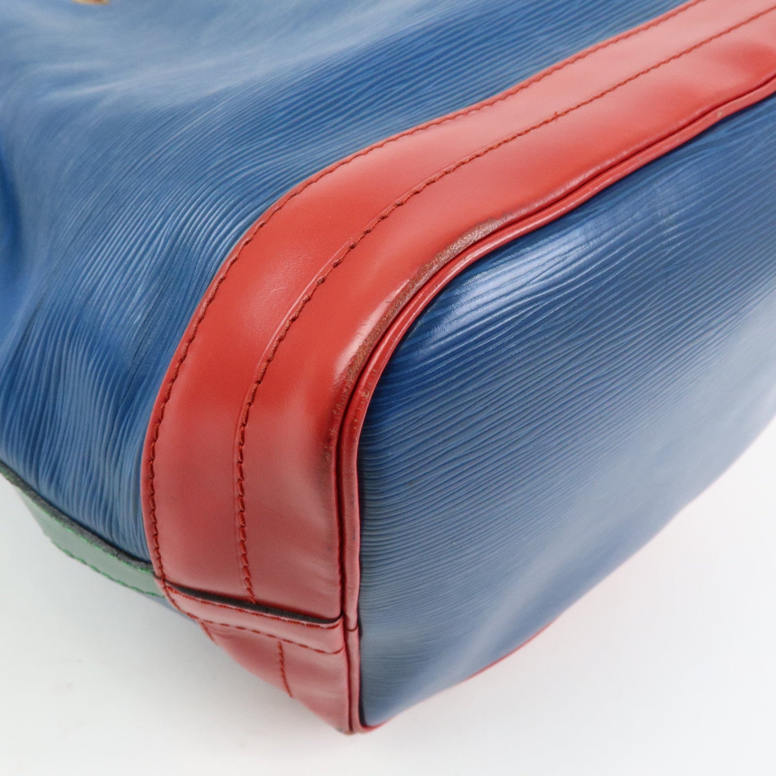 Louis Vuitton Epi Noe Tricolor Shoulder Bag Blue Green Red M44082