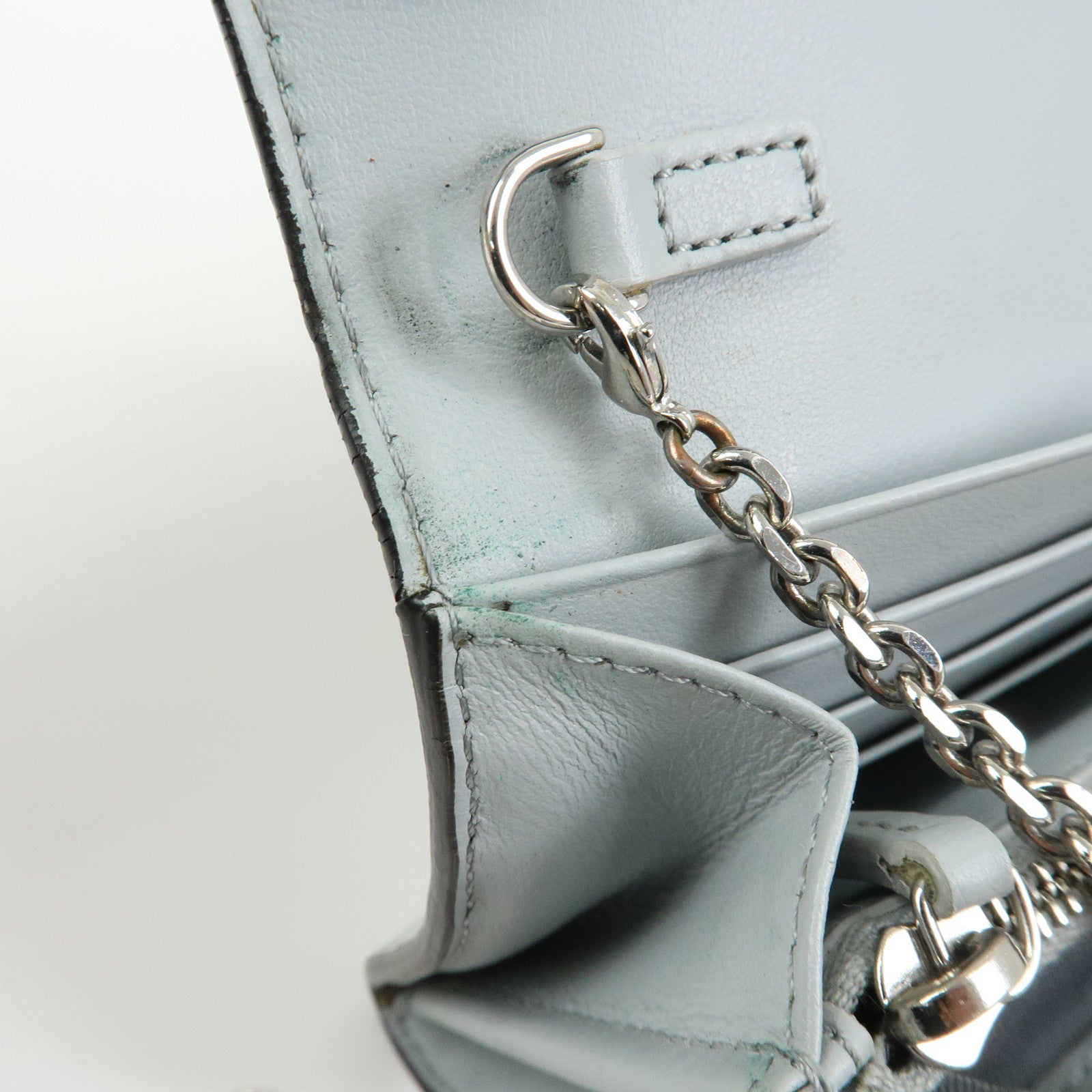 FENDI Leather Studs Chain Shoulder Wallet Long Wallet Gray 8M0365