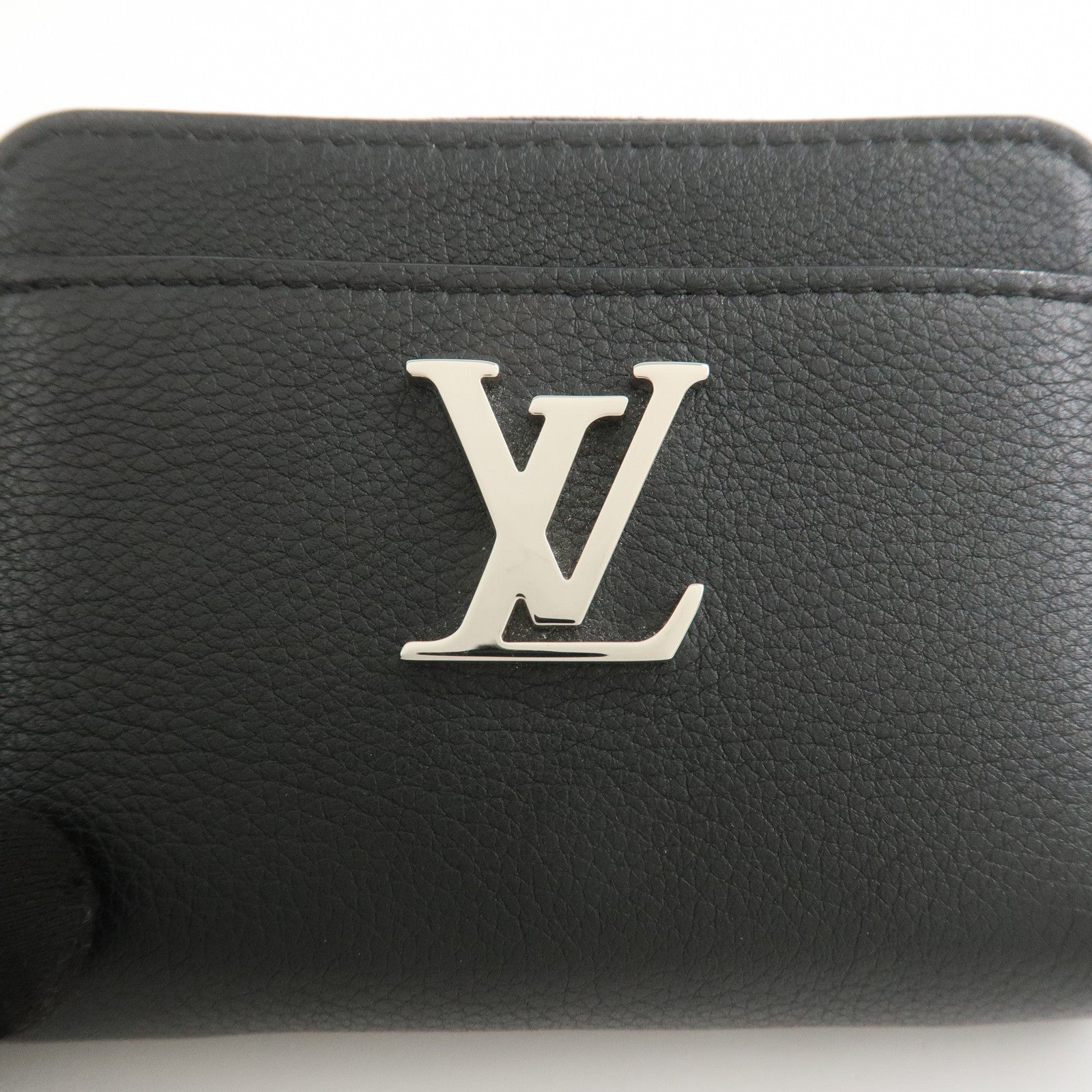 Louis Vuitton Lock Me Calf Leather Coin Case Coin Purse Noir M80099