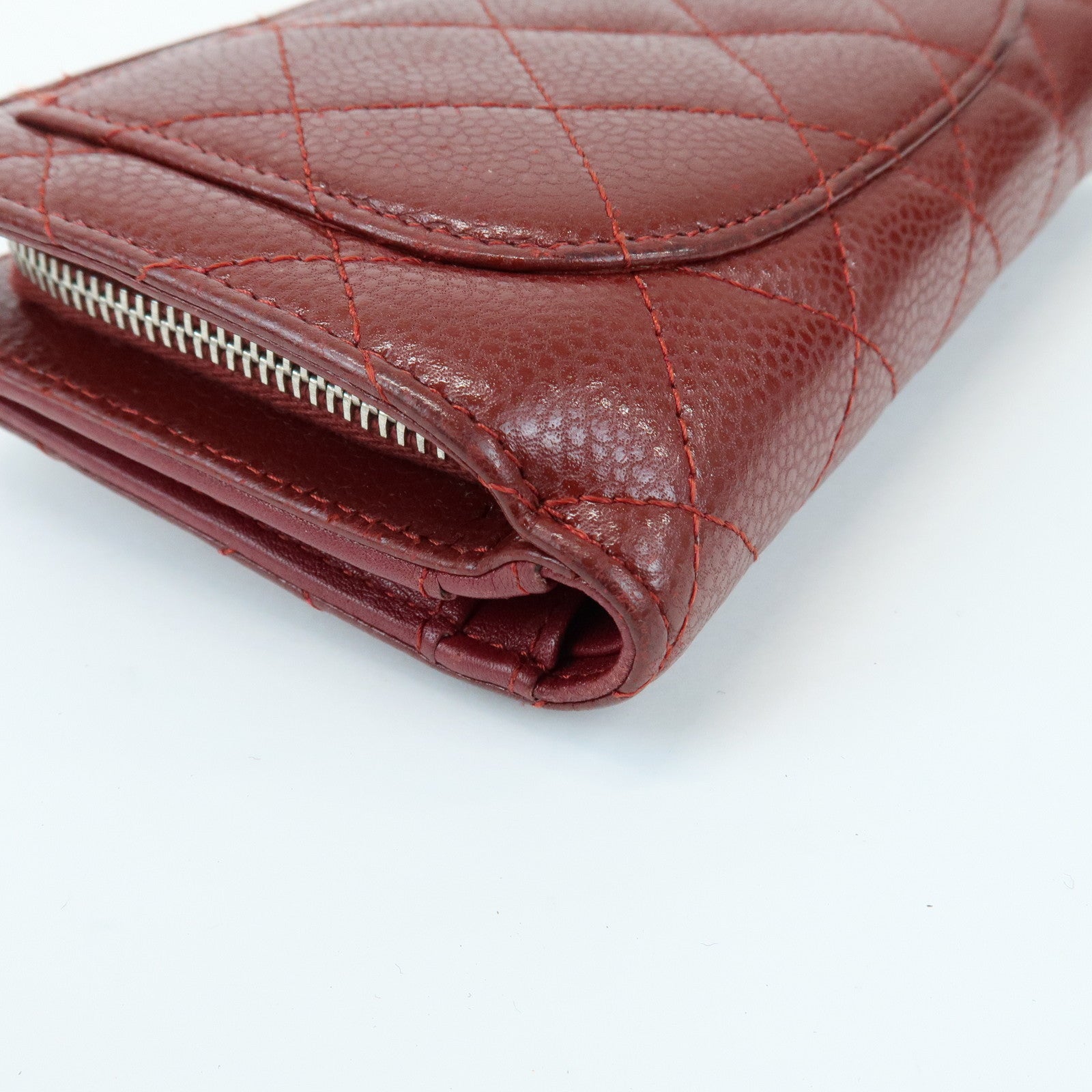 CHANEL COCO Mark Matelasse Caviarskin Compact Wallet Bordeaux