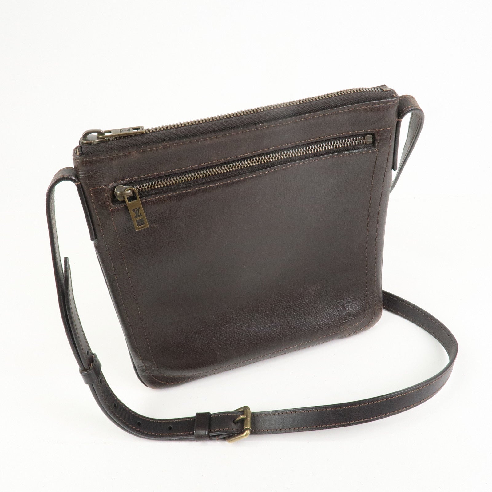 Louis Vuitton Utah Calf Pochette Shawnee Shoulder Bag Cafe M93452