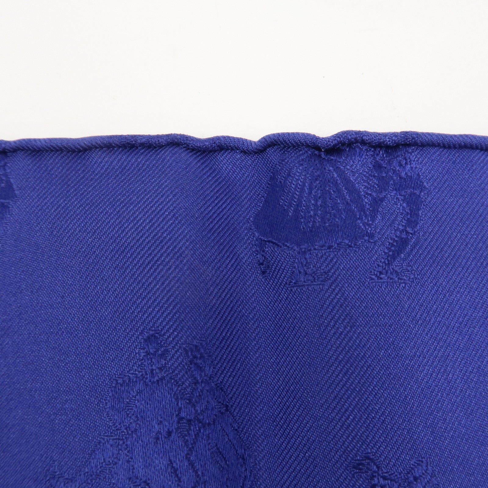 HERMES Carre 90 Silk 100% Scarf Joies d’Hiver Blue White Gold