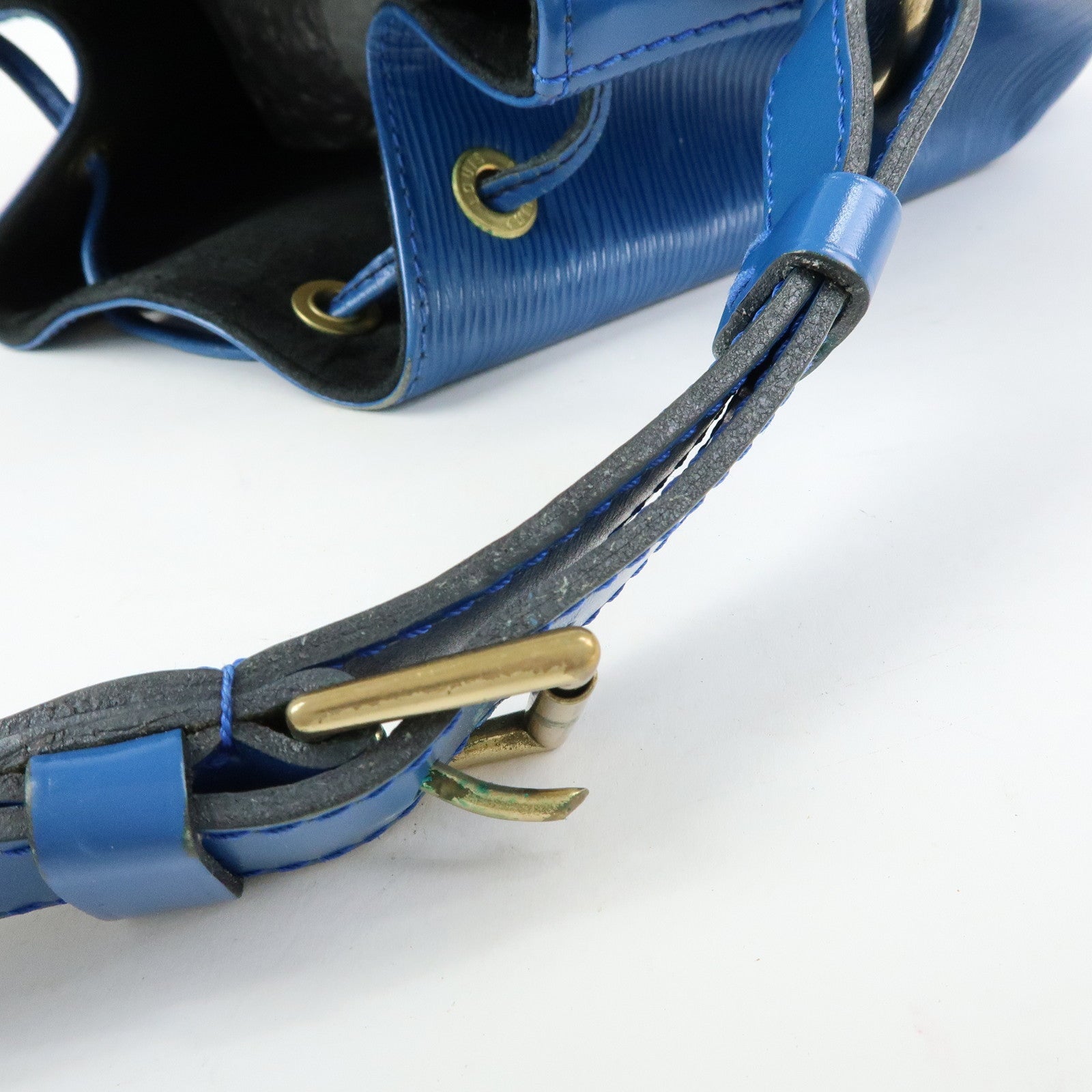 Louis Vuitton Epi Leather Petit Noe Shoulder Bag Toledo Blue M44105