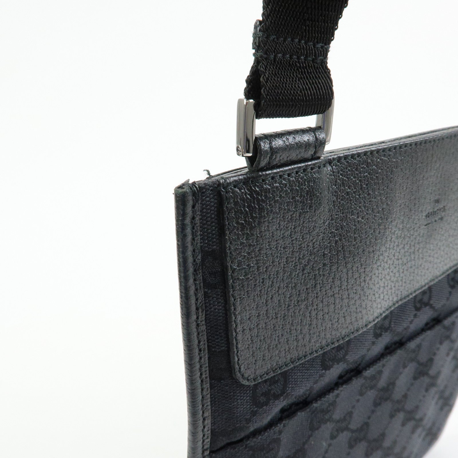 GUCCI GG Canvas Leather Shoulder Bag Crossbody Bag Black 27639