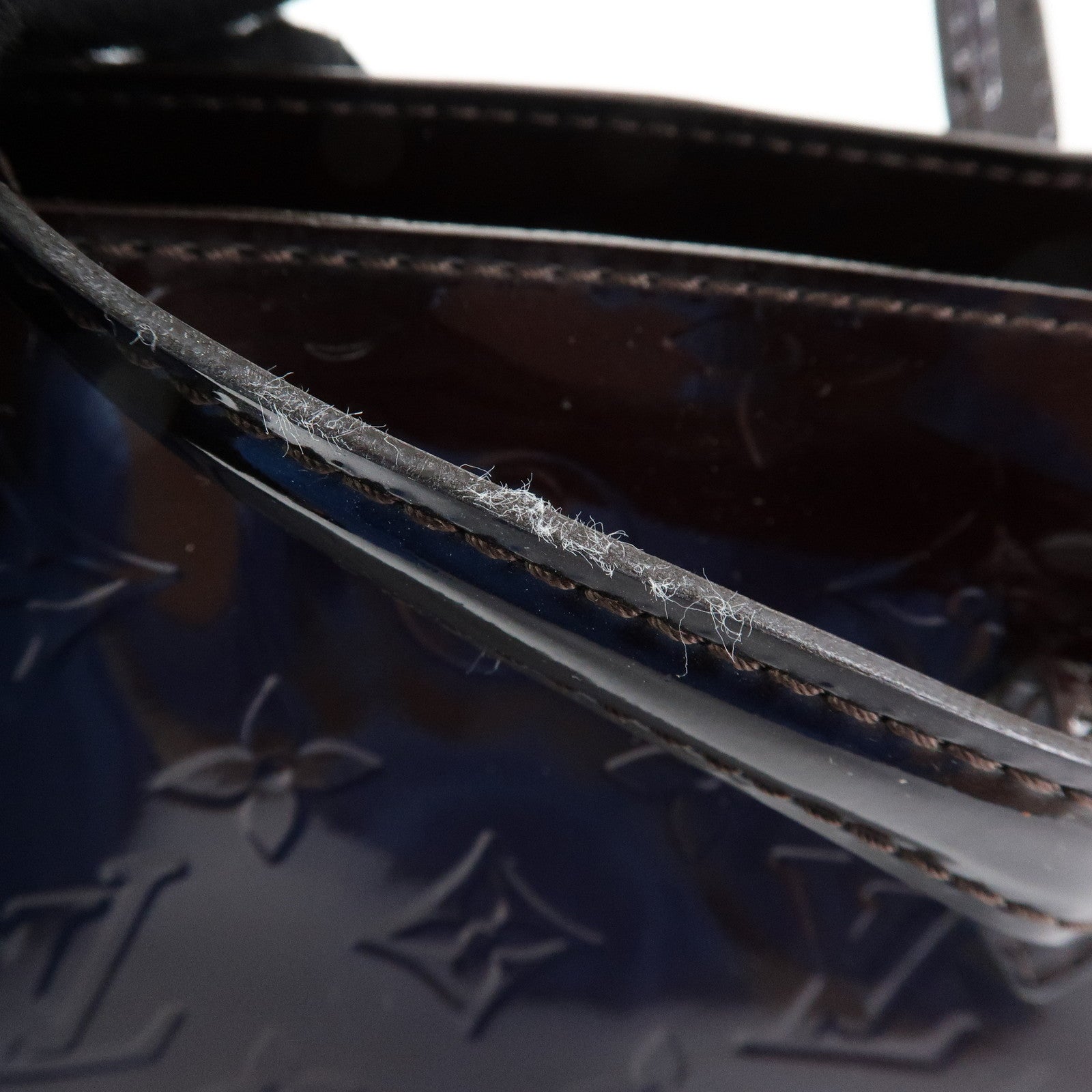 Louis Vuitton Monogram Vernis Leather Wilshire MM Tote Bag Amarante