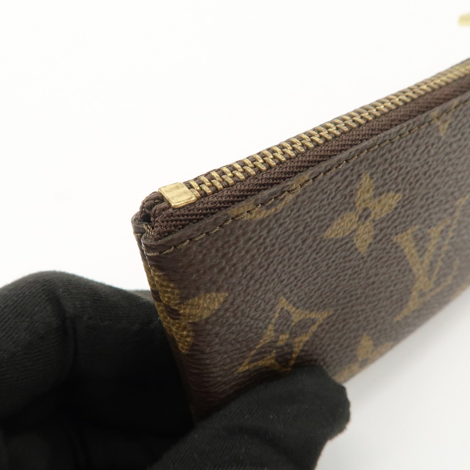 Louis Vuitton Monogram Pochette Cles Coin Case Key Case M62650
