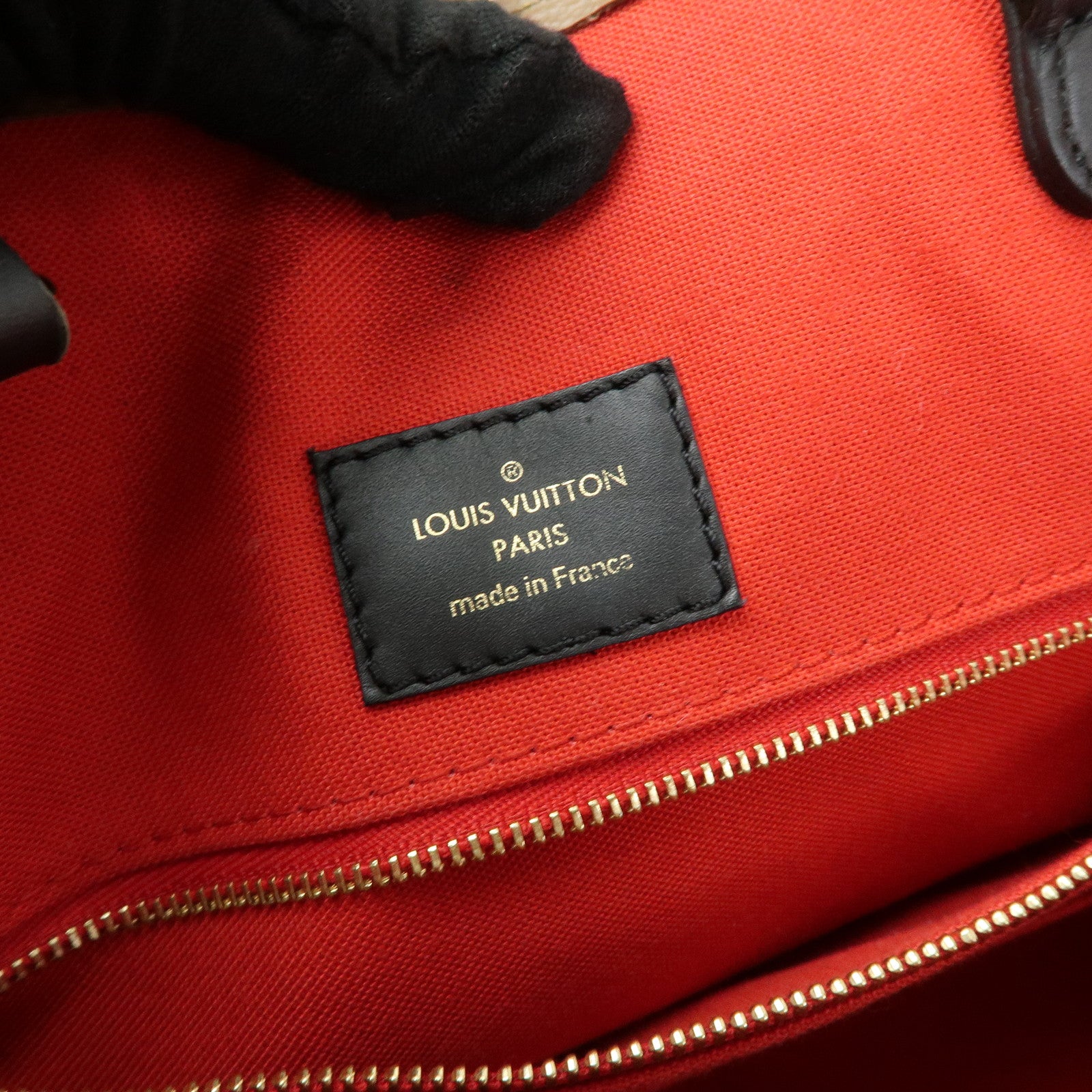 Louis Vuitton Monogram Giant On The Go GM Leather Hand Bag M45320