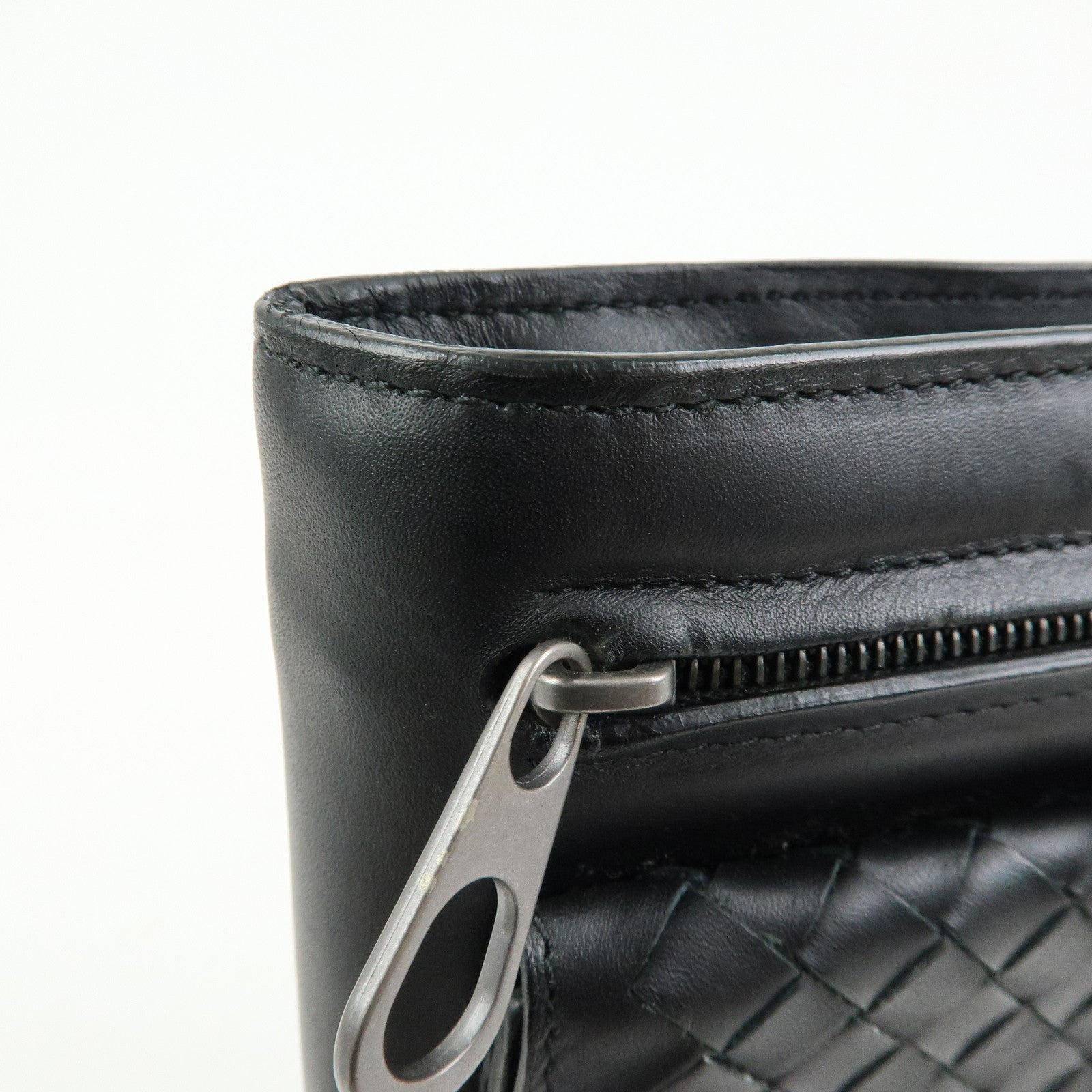 BOTTEGA VENETA Intrecciato Leather Clutch Bag Black 129528