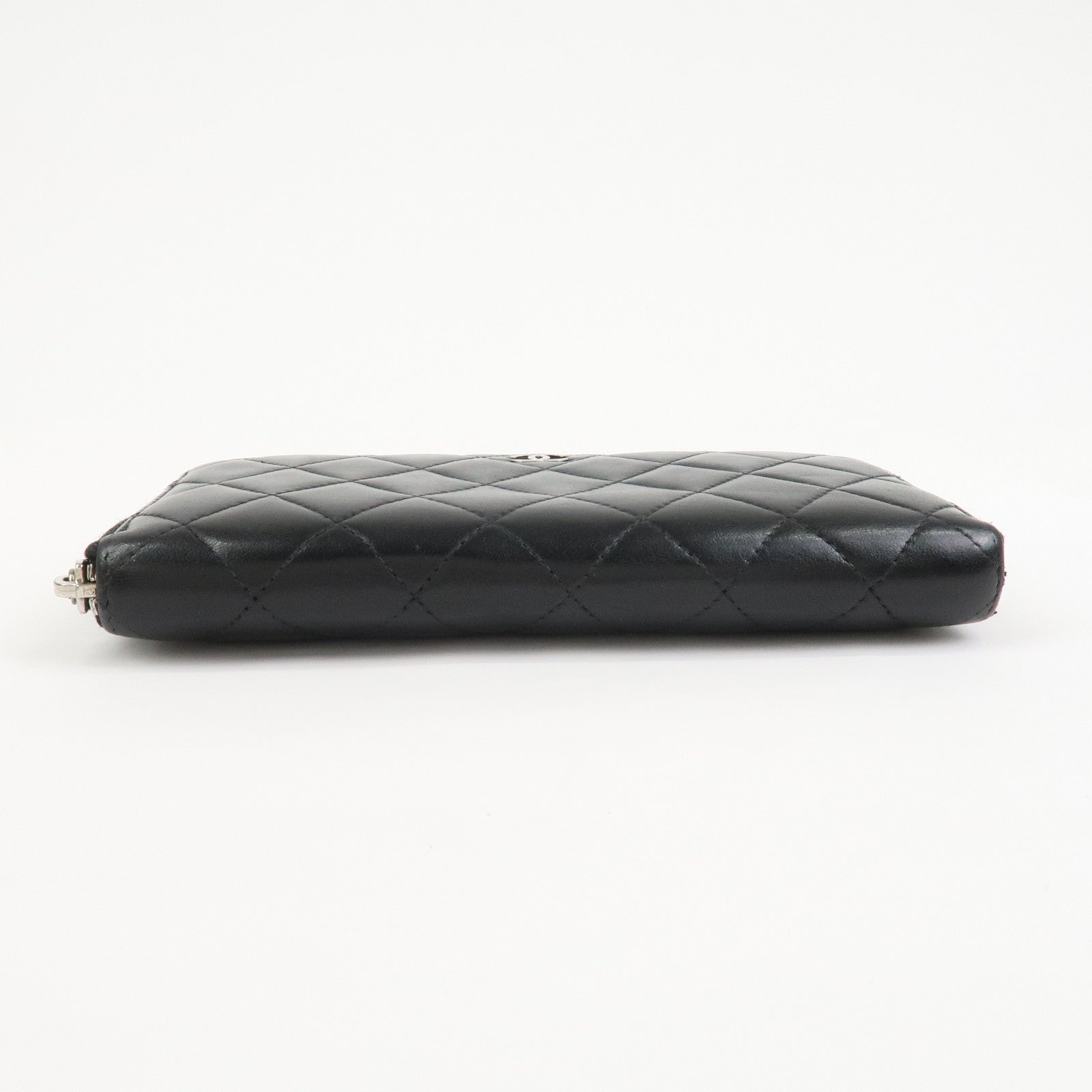 CHANEL Matelasse Lamb skin Leather Round Zippy Wallet Black Silver