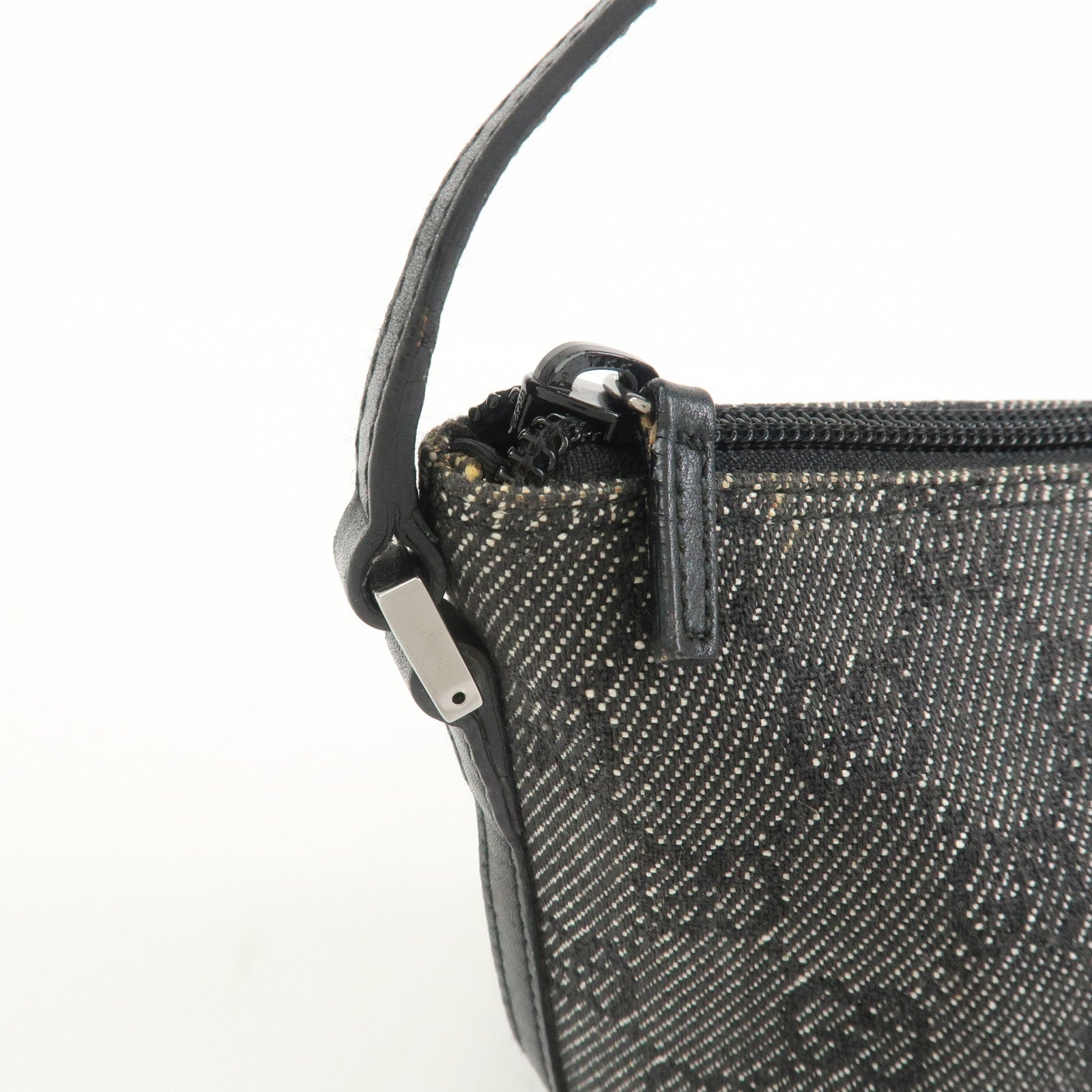 GUCCI Boat Bag GG Canvas Leather Accessory Pouch Black 07198