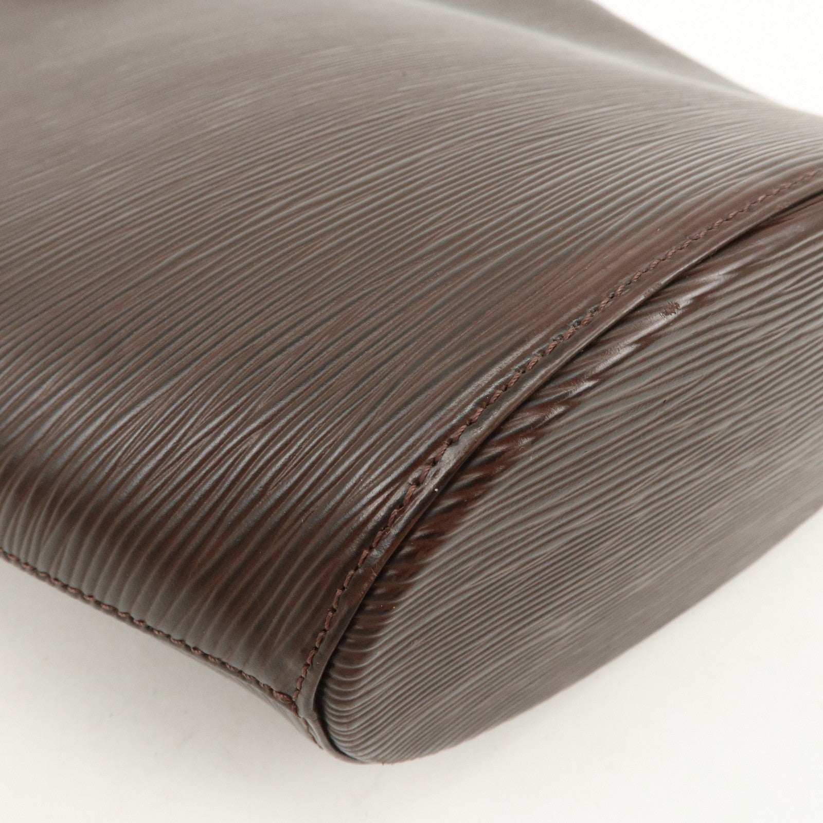 Louis Vuitton Epi Leather Noctambule Hand Bag Mocha M5452D Used