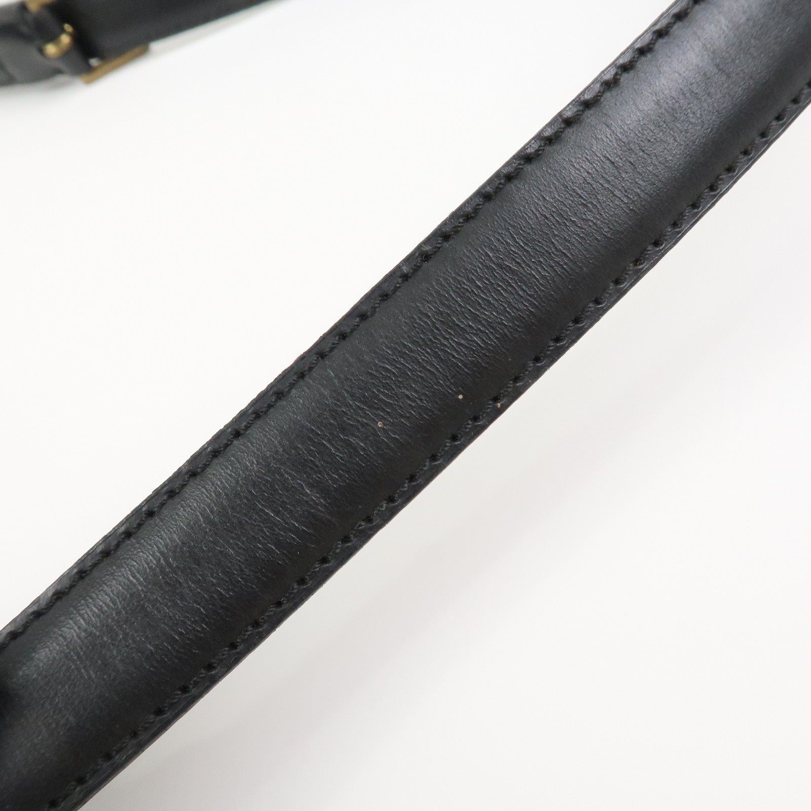 Louis Vuitton Epi Saint Cloud Shoulder Bag Black Noir M52192