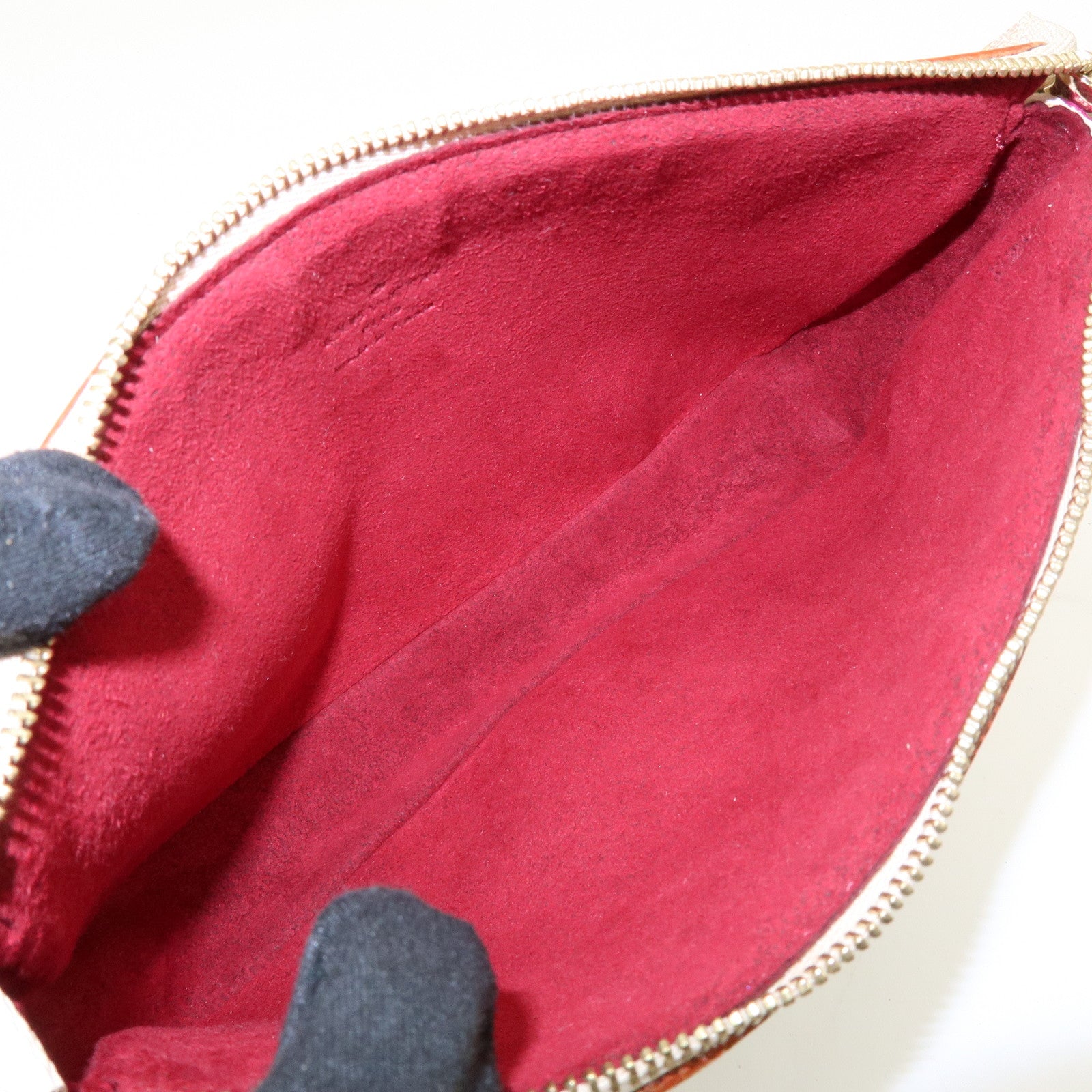 Louis Vuitton Monogram Multicolor Pochette Accessoires Blanc M92649