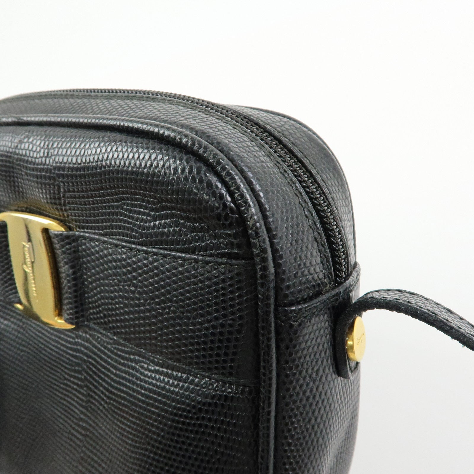 Ferragamo Varra Embossed Leather Shoulder Bag Crossbody Bag Black